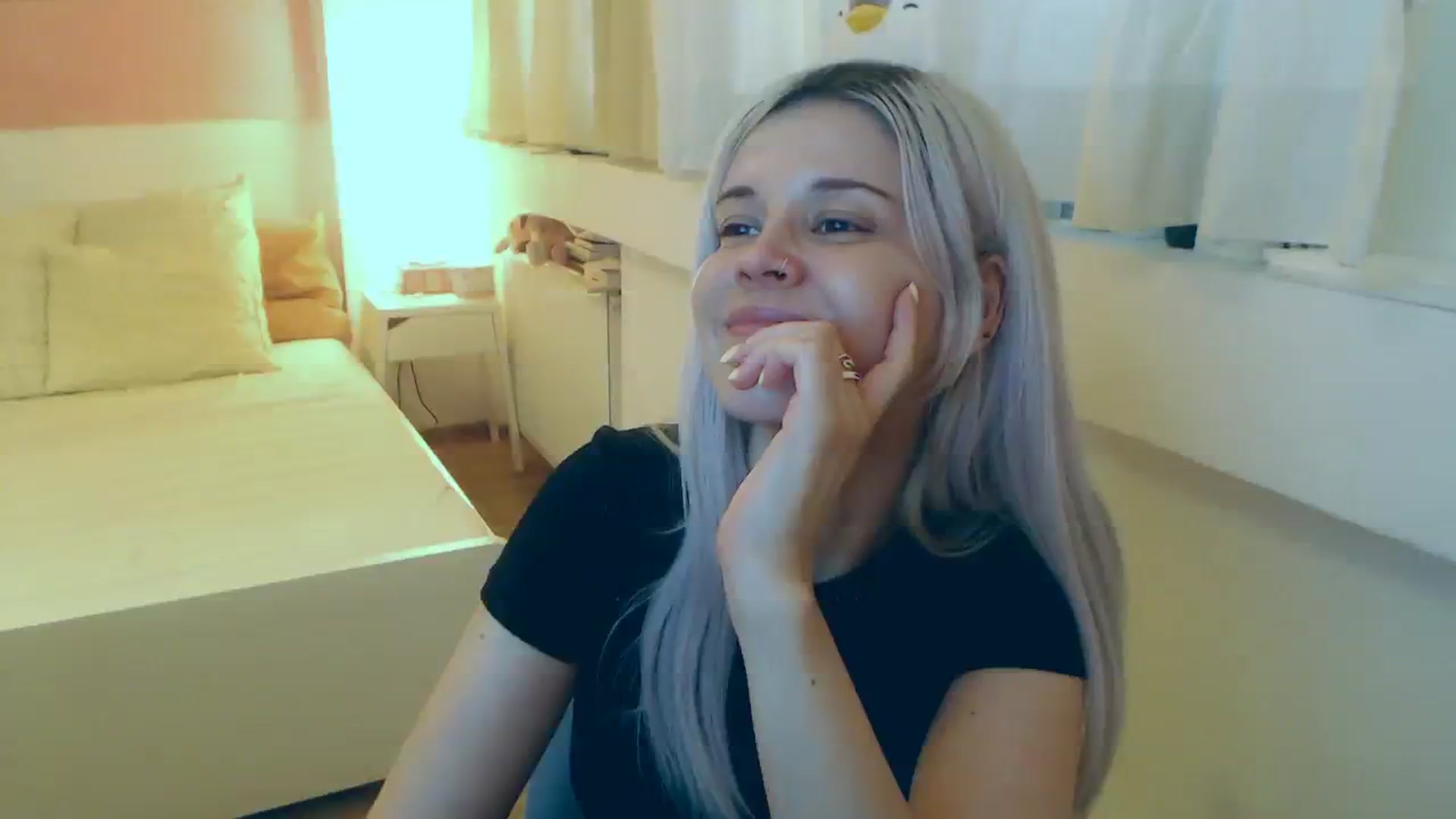 Gallery image thumbnail from Arya_Jolie's myfreecams stream on, 08/07/2023, 13:36 image 9 of 20