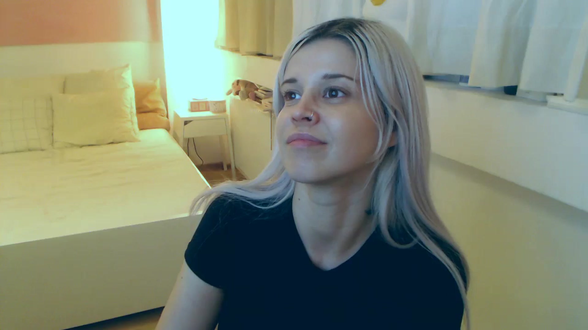 Gallery image thumbnail from Arya_Jolie's myfreecams stream on, 08/07/2023, 16:18 image 16 of 20