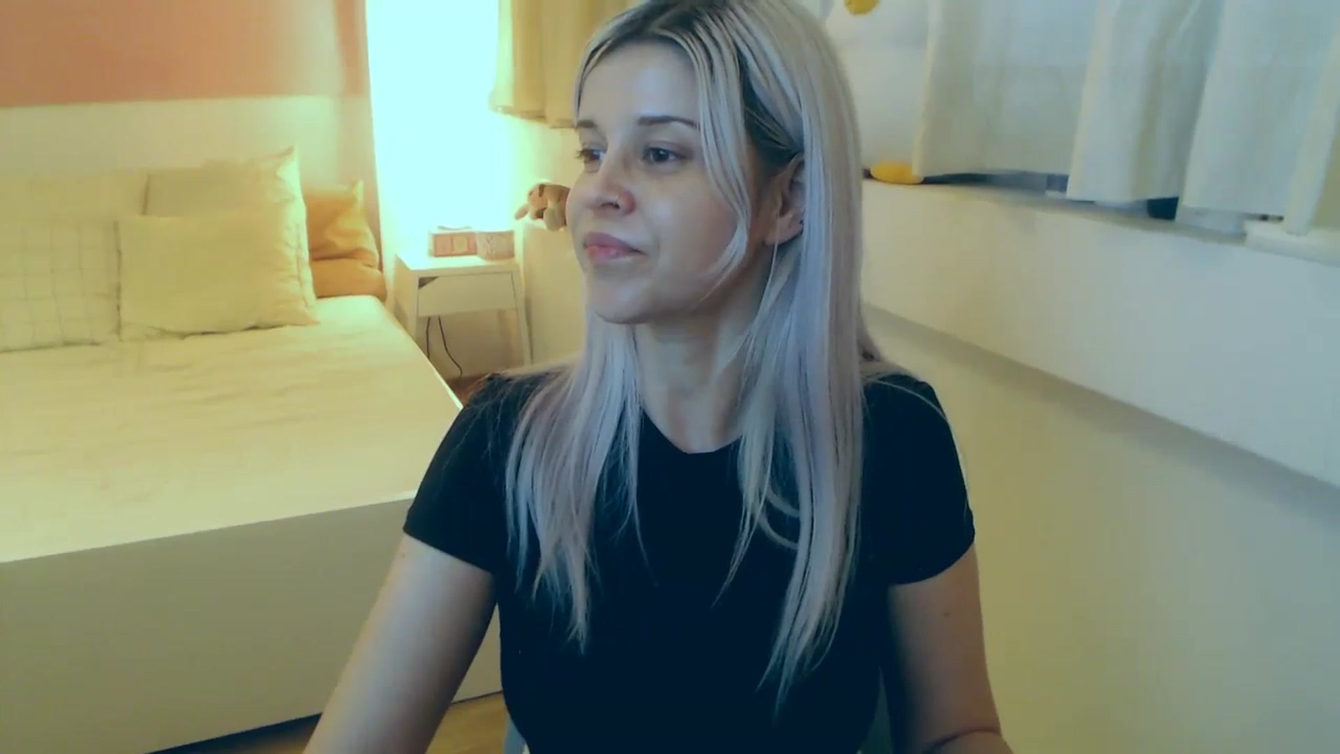 Gallery image thumbnail from Arya_Jolie's myfreecams stream on, 08/07/2023, 16:18 image 19 of 20