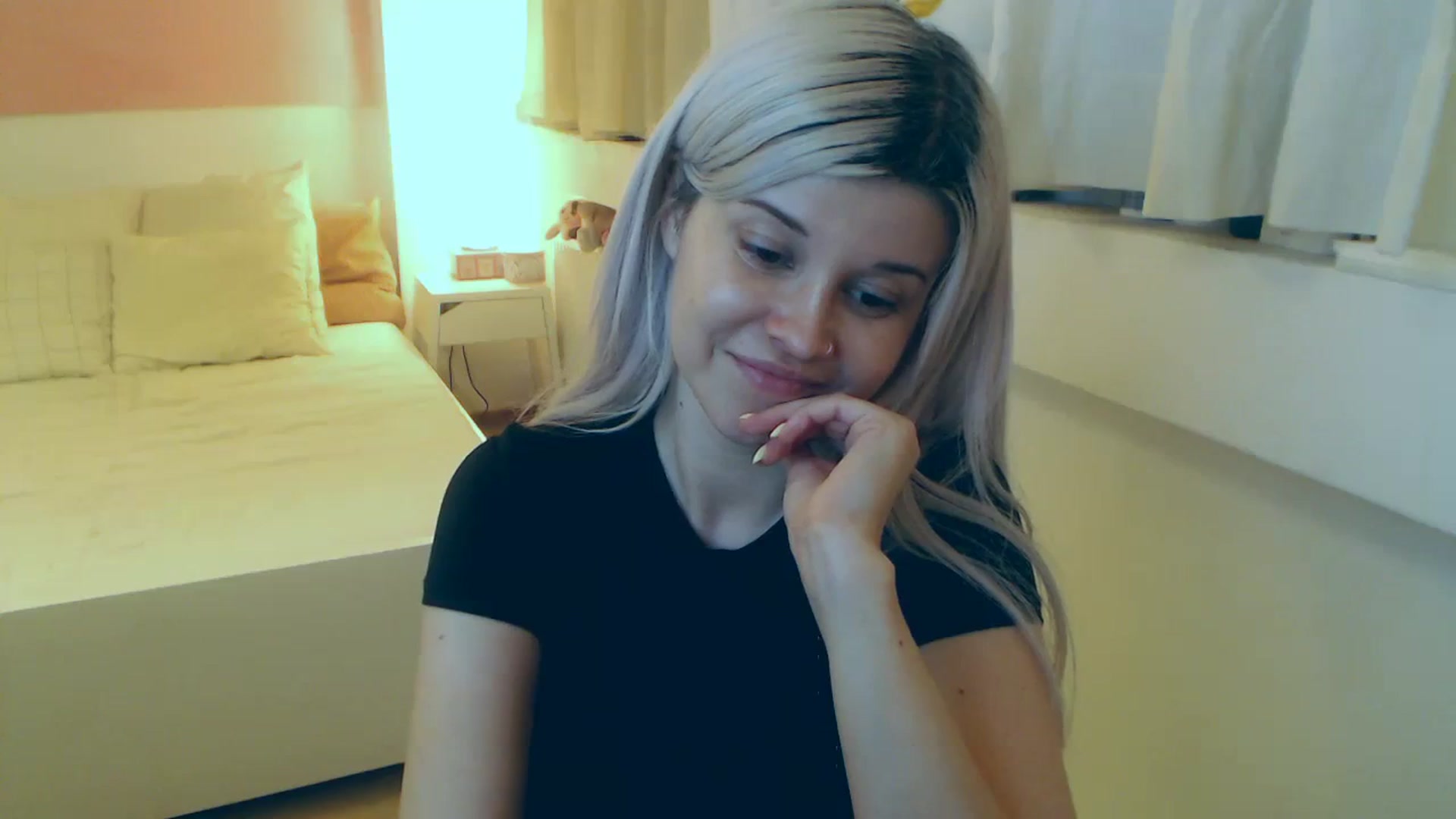 Gallery image thumbnail from Arya_Jolie's myfreecams stream on, 08/07/2023, 17:40 image 19 of 20