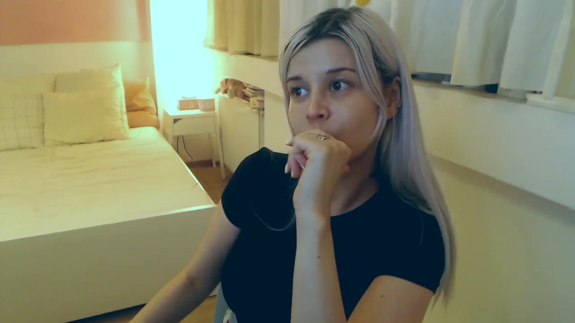 Gallery image thumbnail from Arya_Jolie's myfreecams stream on, 08/07/2023, 17:40 image 11 of 20