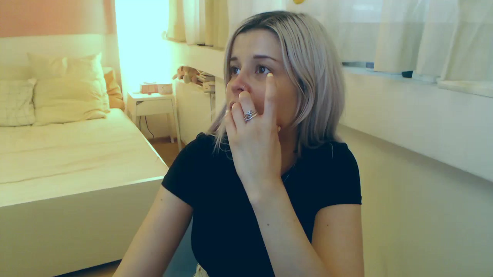 Gallery image thumbnail from Arya_Jolie's myfreecams stream on, 08/08/2023, 13:32 image 8 of 20