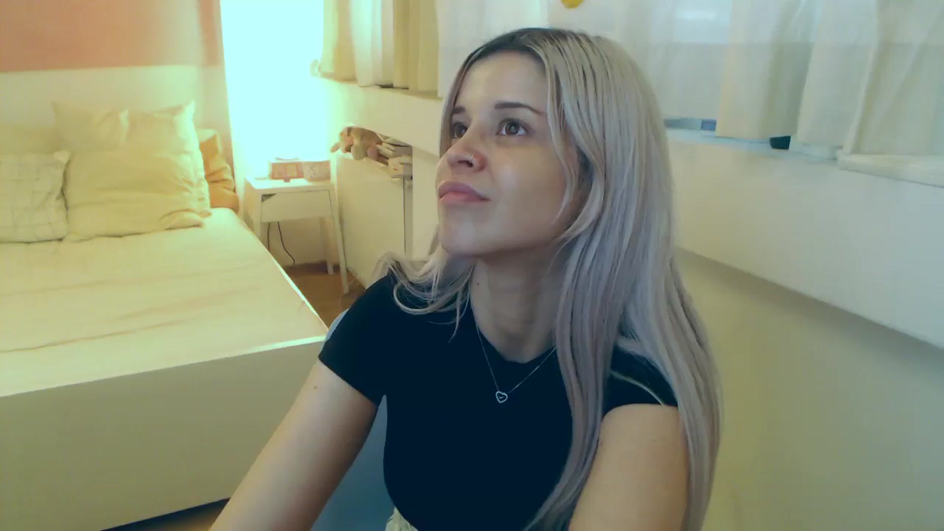 Gallery image thumbnail from Arya_Jolie's myfreecams stream on, 08/08/2023, 13:32 image 15 of 20