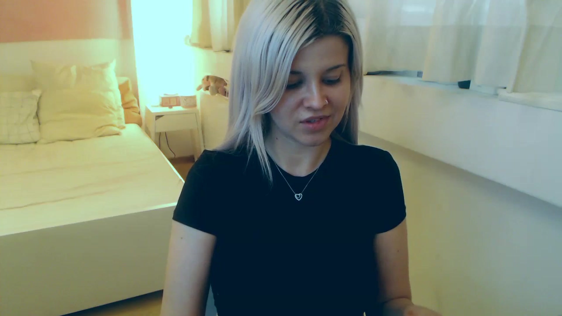 Gallery image thumbnail from Arya_Jolie's myfreecams stream on, 08/08/2023, 13:32 image 3 of 20