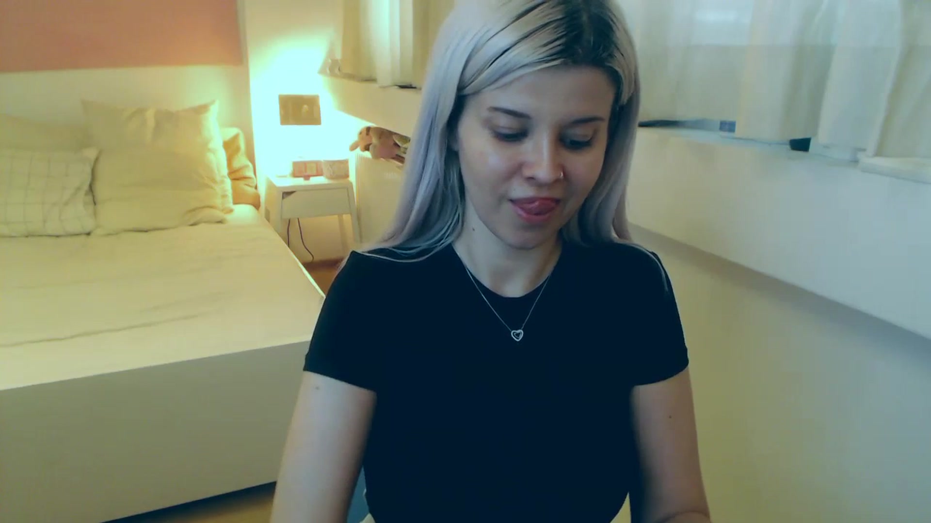 Gallery image thumbnail from Arya_Jolie's myfreecams stream on, 08/08/2023, 14:26 image 9 of 20