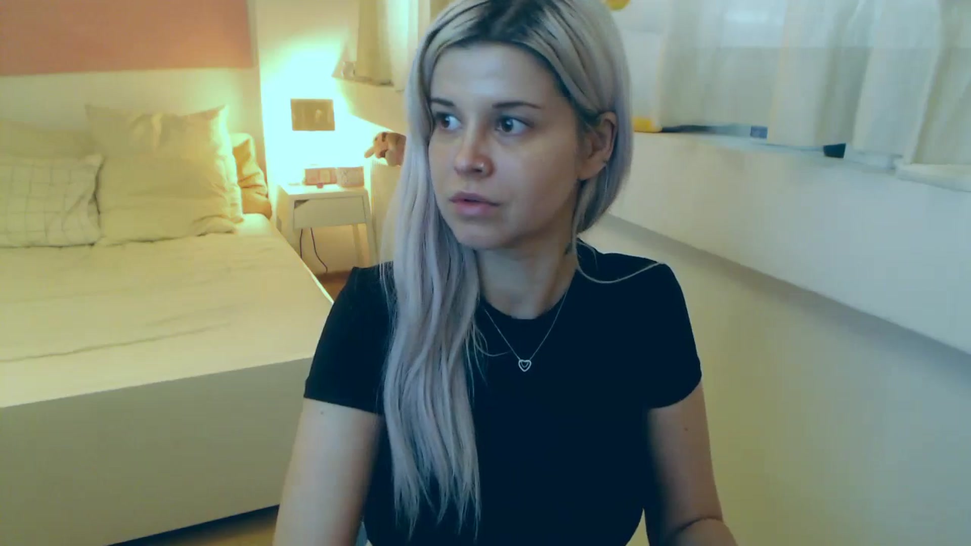 Gallery image thumbnail from Arya_Jolie's myfreecams stream on, 08/08/2023, 14:26 image 5 of 20