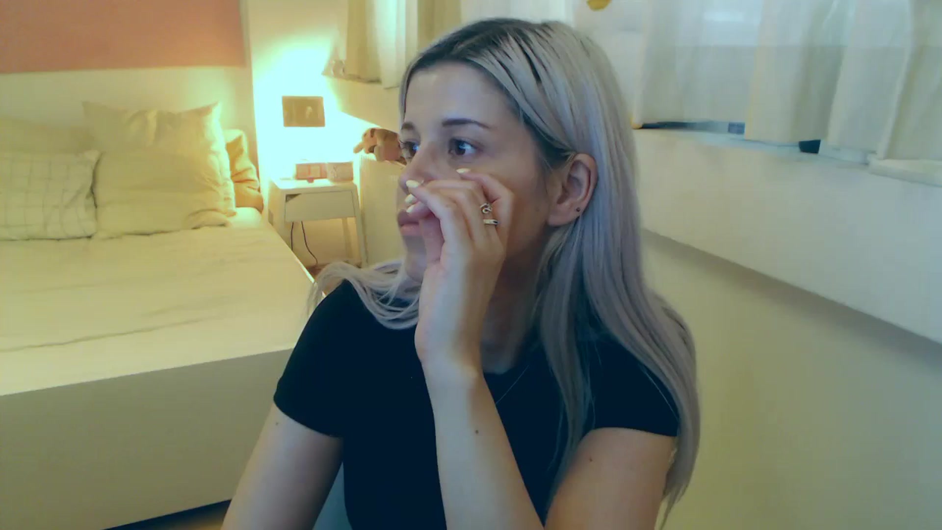Gallery image thumbnail from Arya_Jolie's myfreecams stream on, 08/08/2023, 14:26 image 3 of 20