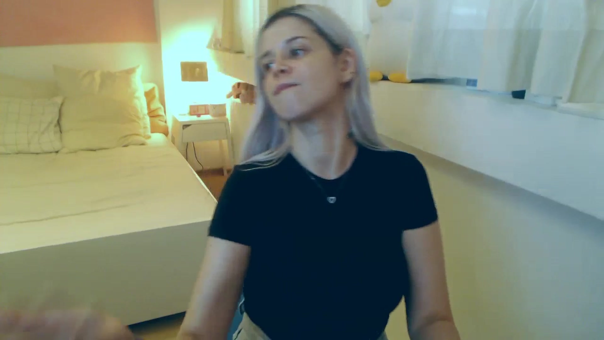 Gallery image thumbnail from Arya_Jolie's myfreecams stream on, 08/08/2023, 14:26 image 10 of 20