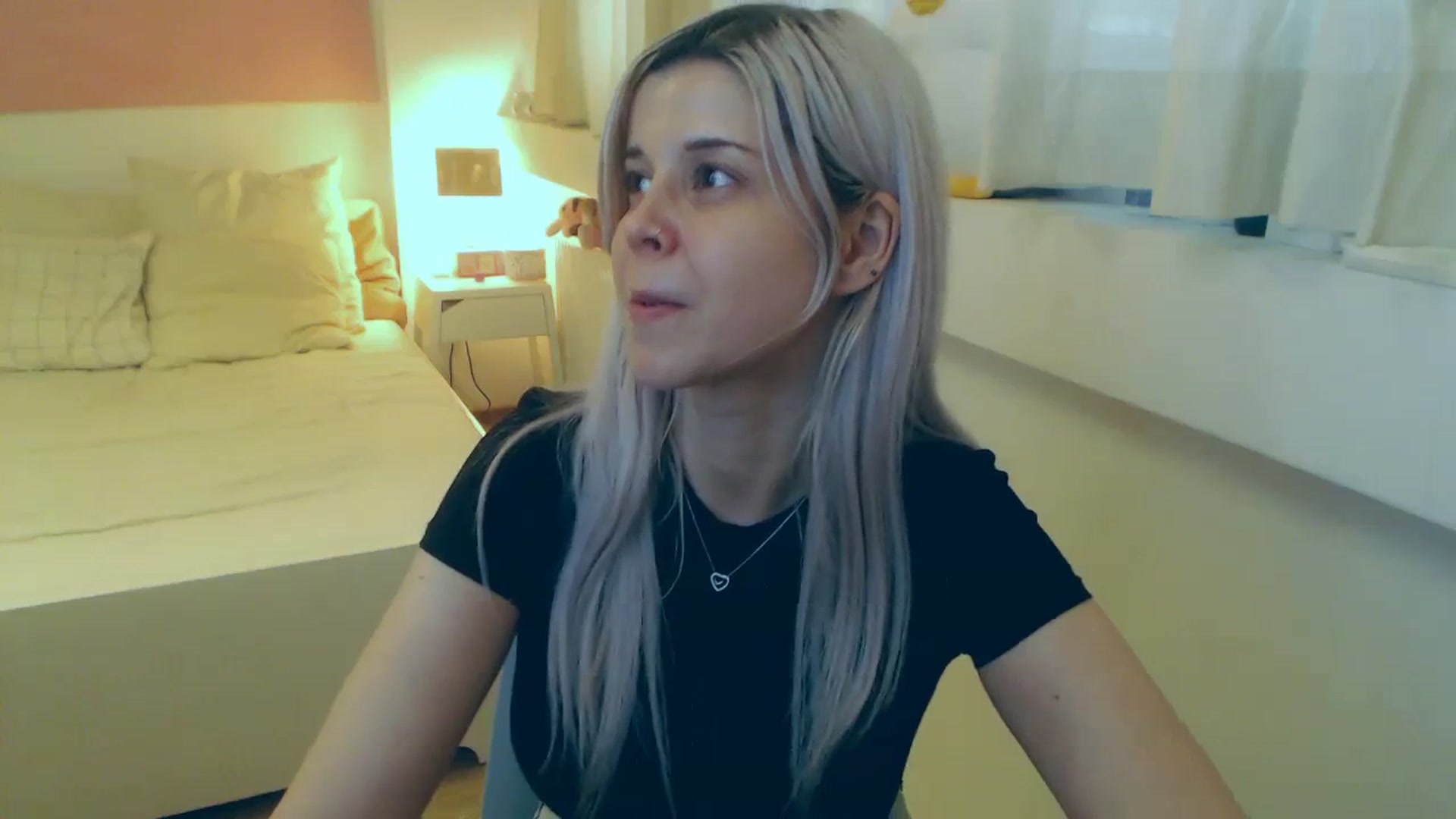 Gallery image thumbnail from Arya_Jolie's myfreecams stream on, 08/08/2023, 14:26 image 19 of 20