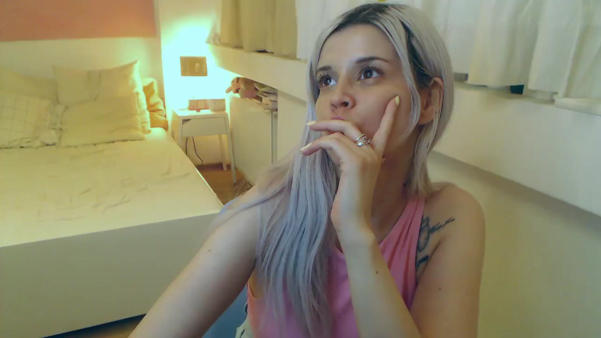 Gallery image thumbnail from Arya_Jolie's myfreecams stream on, 08/08/2023, 17:13 image 18 of 20