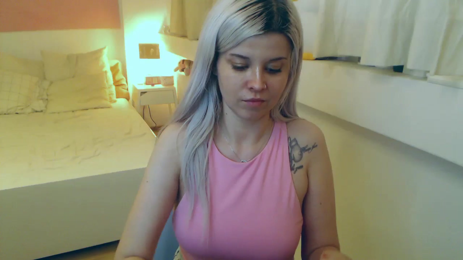 Gallery image thumbnail from Arya_Jolie's myfreecams stream on, 08/08/2023, 17:13 image 12 of 20