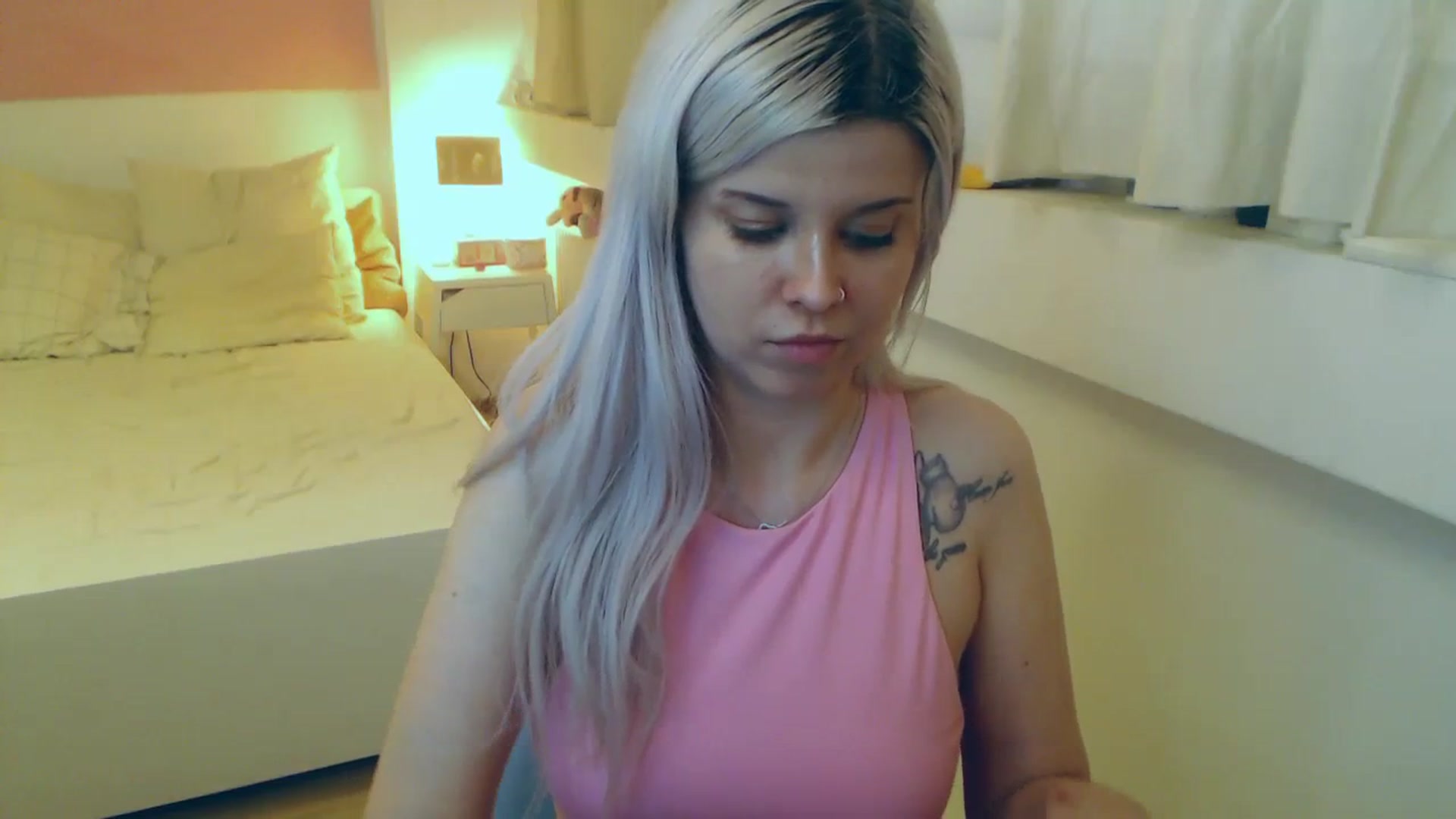 Gallery image thumbnail from Arya_Jolie's myfreecams stream on, 08/08/2023, 17:13 image 17 of 20
