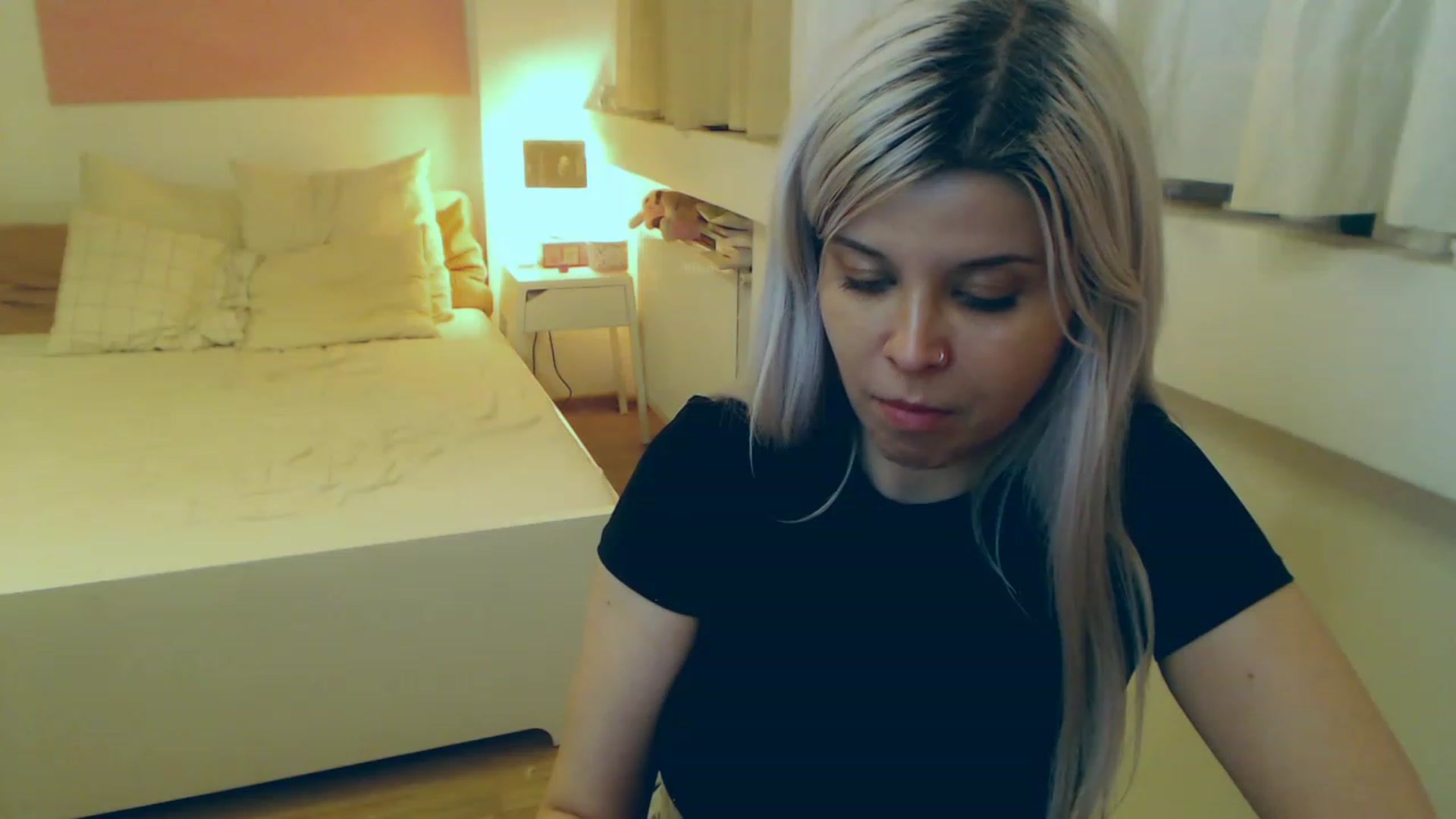 Gallery image thumbnail from Arya_Jolie's myfreecams stream on, 08/08/2023, 19:11 image 4 of 20