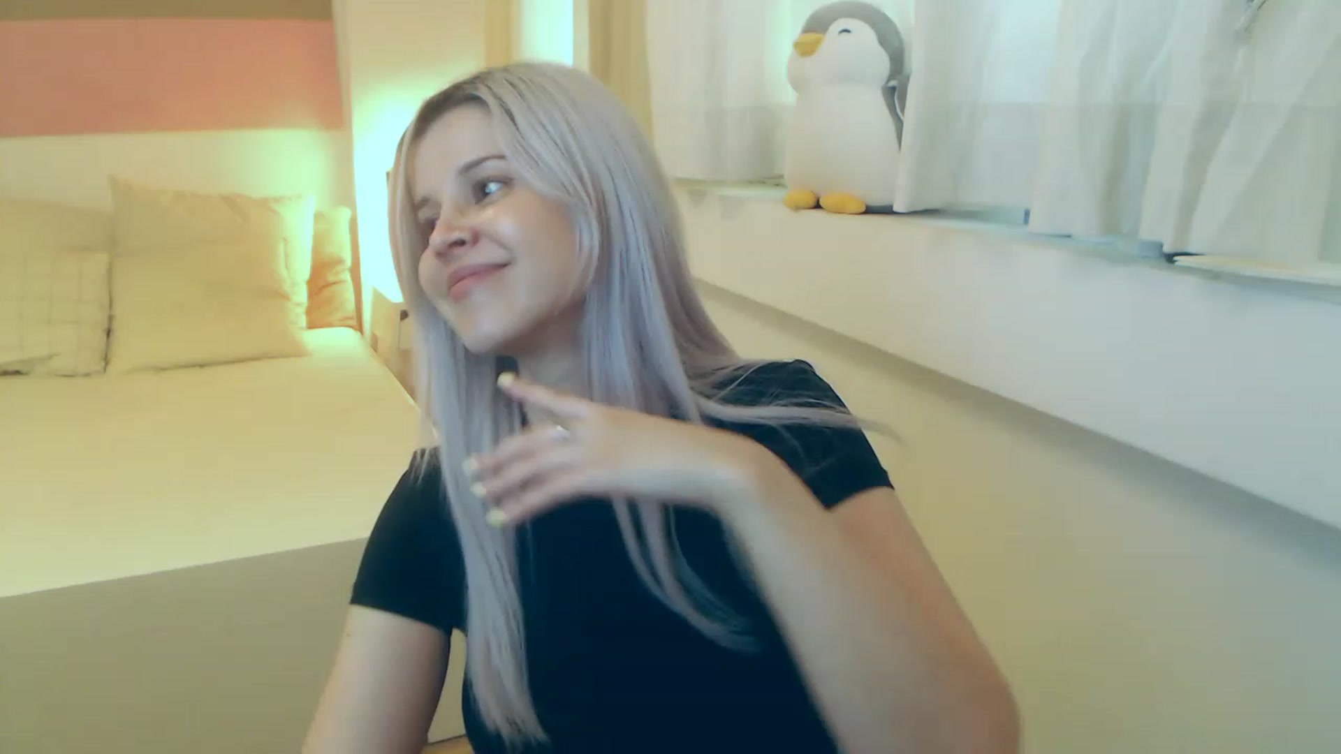 Gallery image thumbnail from Arya_Jolie's myfreecams stream on, 08/10/2023, 12:37 image 12 of 20