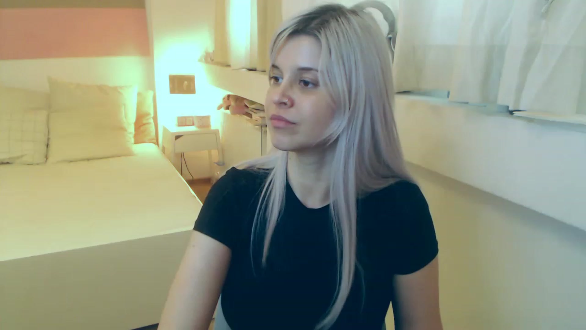 Gallery image thumbnail from Arya_Jolie's myfreecams stream on, 08/10/2023, 13:24 image 4 of 20