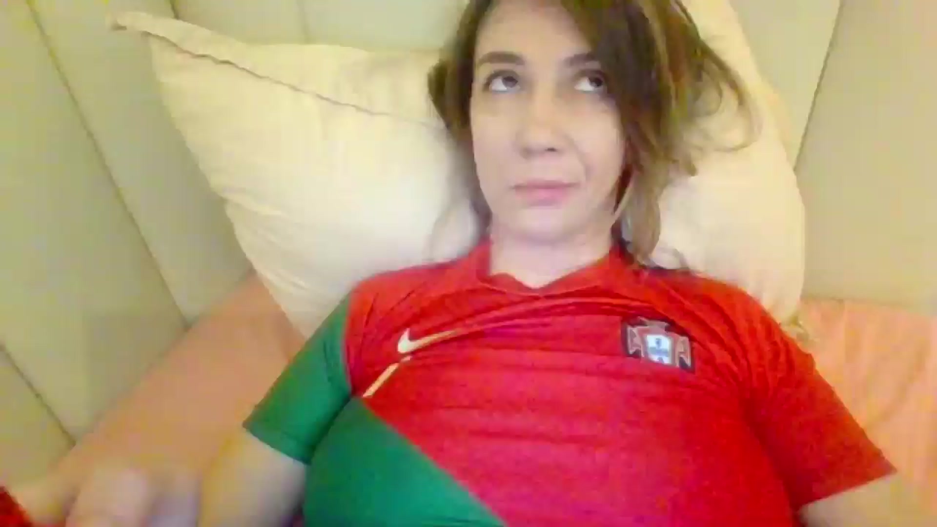 Gallery image thumbnail from AryanaFantasy's myfreecams stream on, 12/15/2025, 10:34 image 1 of 20