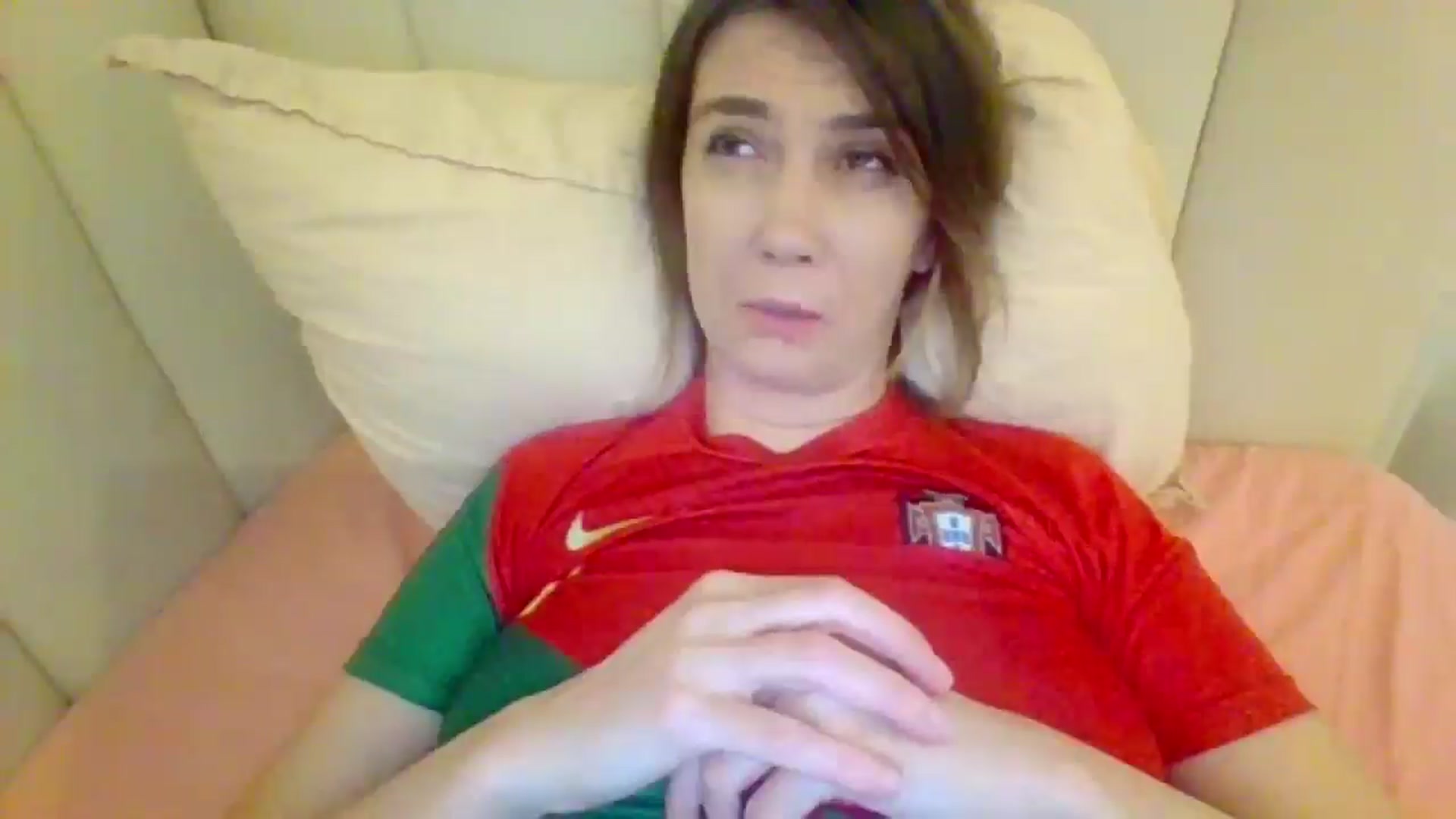 Gallery image thumbnail from AryanaFantasy's myfreecams stream on, 12/15/2025, 10:34 image 9 of 20