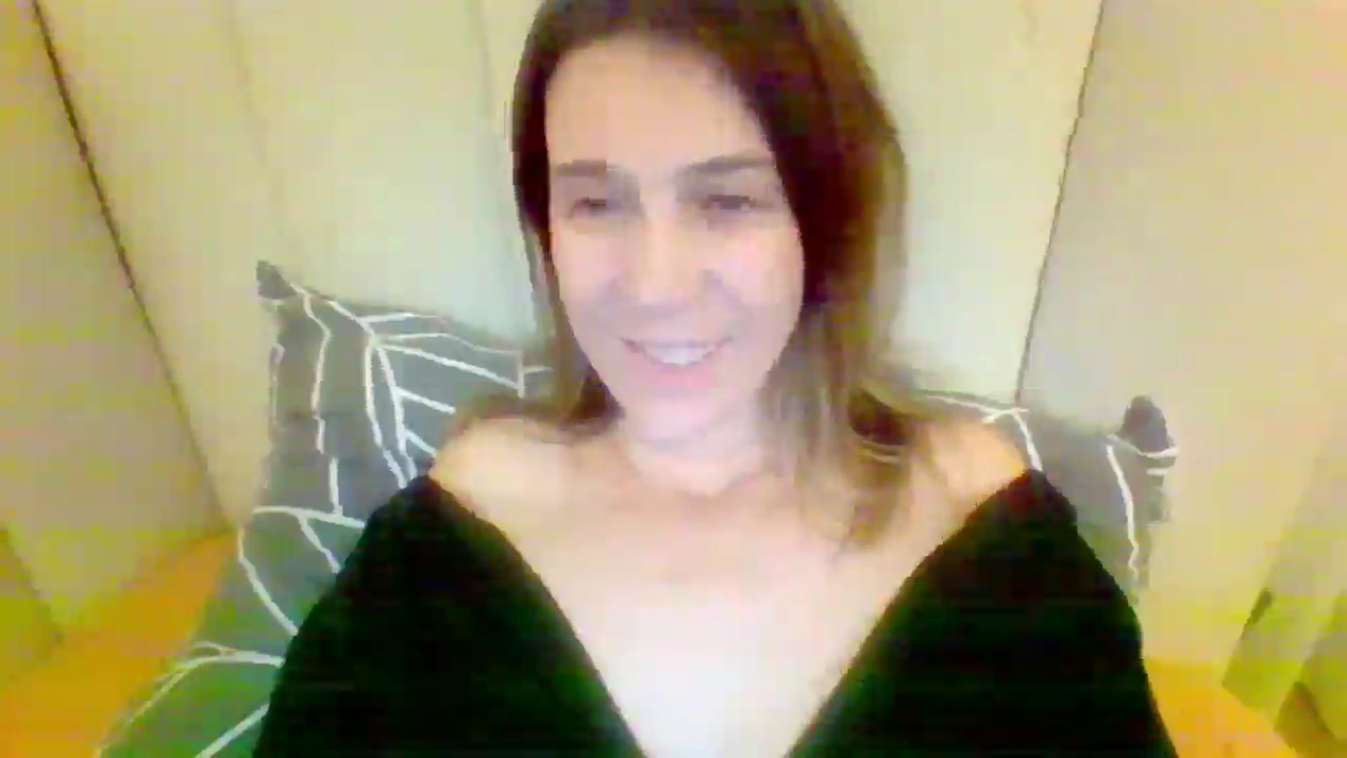 Gallery image thumbnail from AryanaFantasy's myfreecams stream on, 12/22/2025, 12:01 image 13 of 20