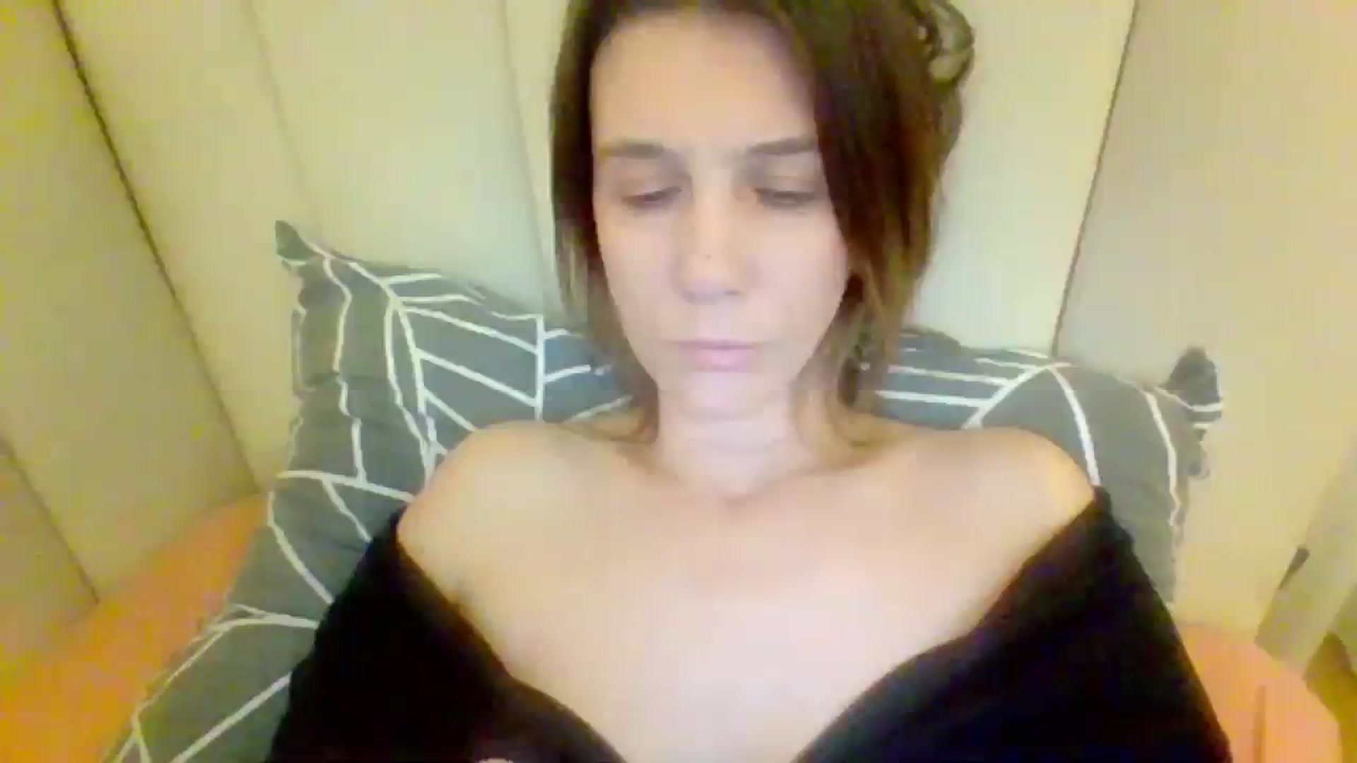 Gallery image thumbnail from AryanaFantasy's myfreecams stream on, 12/22/2025, 12:01 image 20 of 20