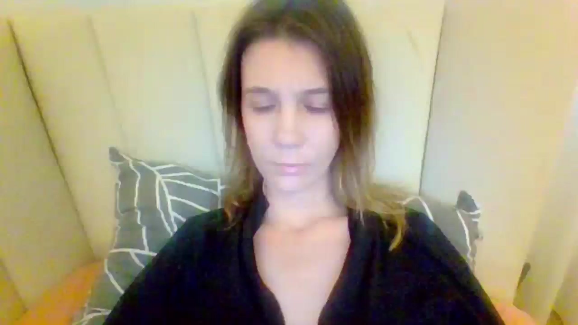 Gallery image thumbnail from AryanaFantasy's myfreecams stream on, 12/22/2025, 12:01 image 1 of 20
