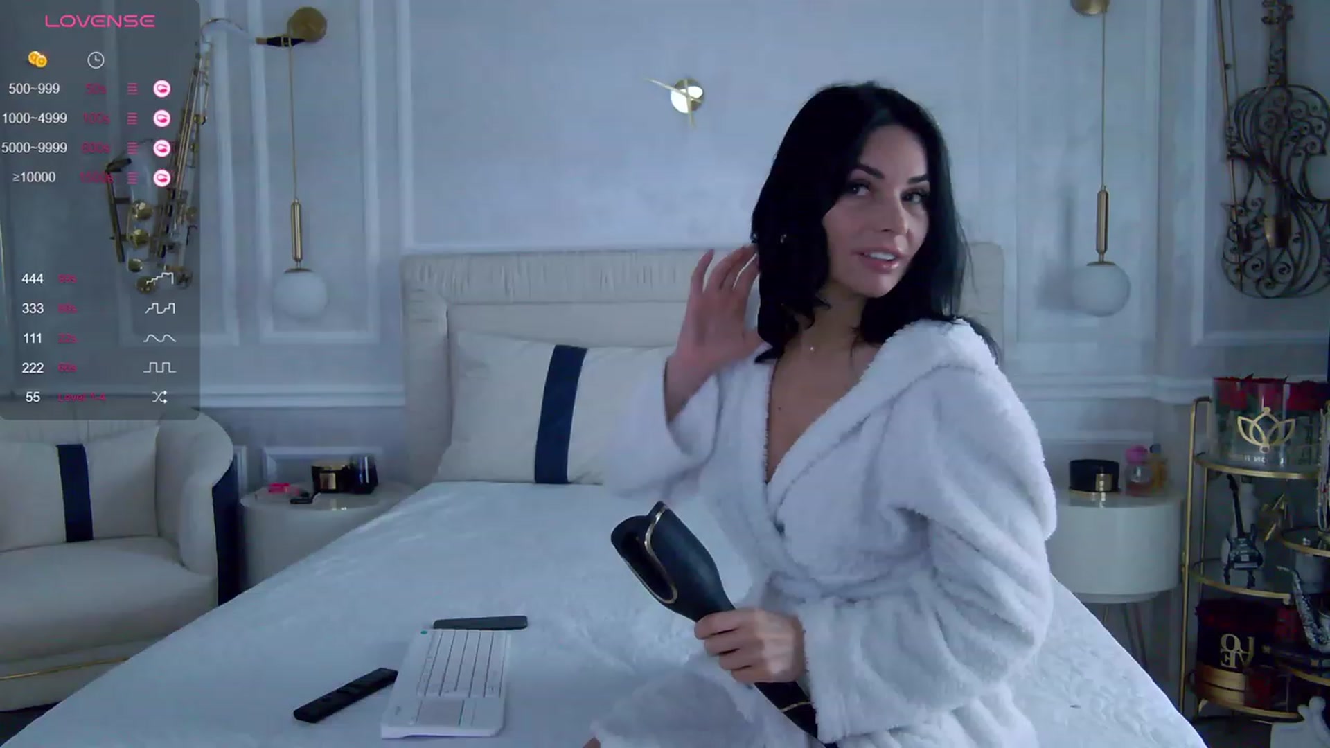 Gallery image thumbnail from AryannaMoon's myfreecams stream on, 03/18/2024, 05:19 image 18 of 20