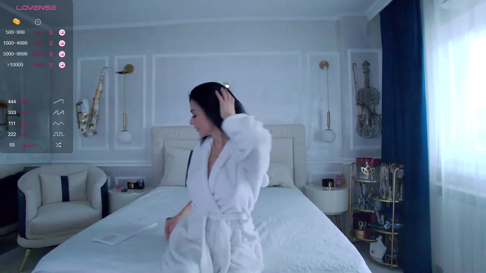 Gallery image thumbnail from AryannaMoon's myfreecams stream on, 03/18/2024, 05:19 image 13 of 20