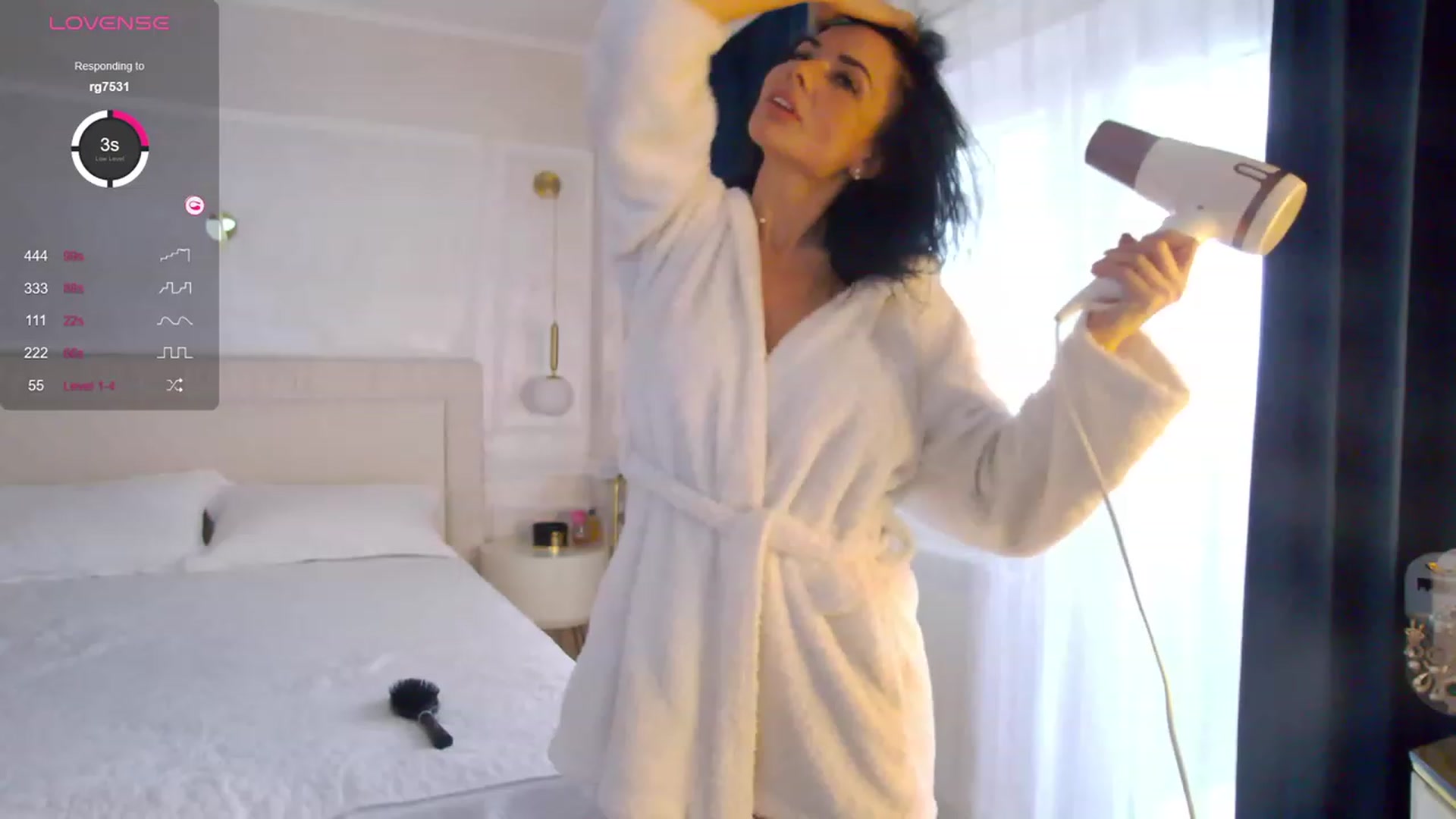 Gallery image thumbnail from AryannaMoon's myfreecams stream on, 03/18/2024, 05:19 image 6 of 20