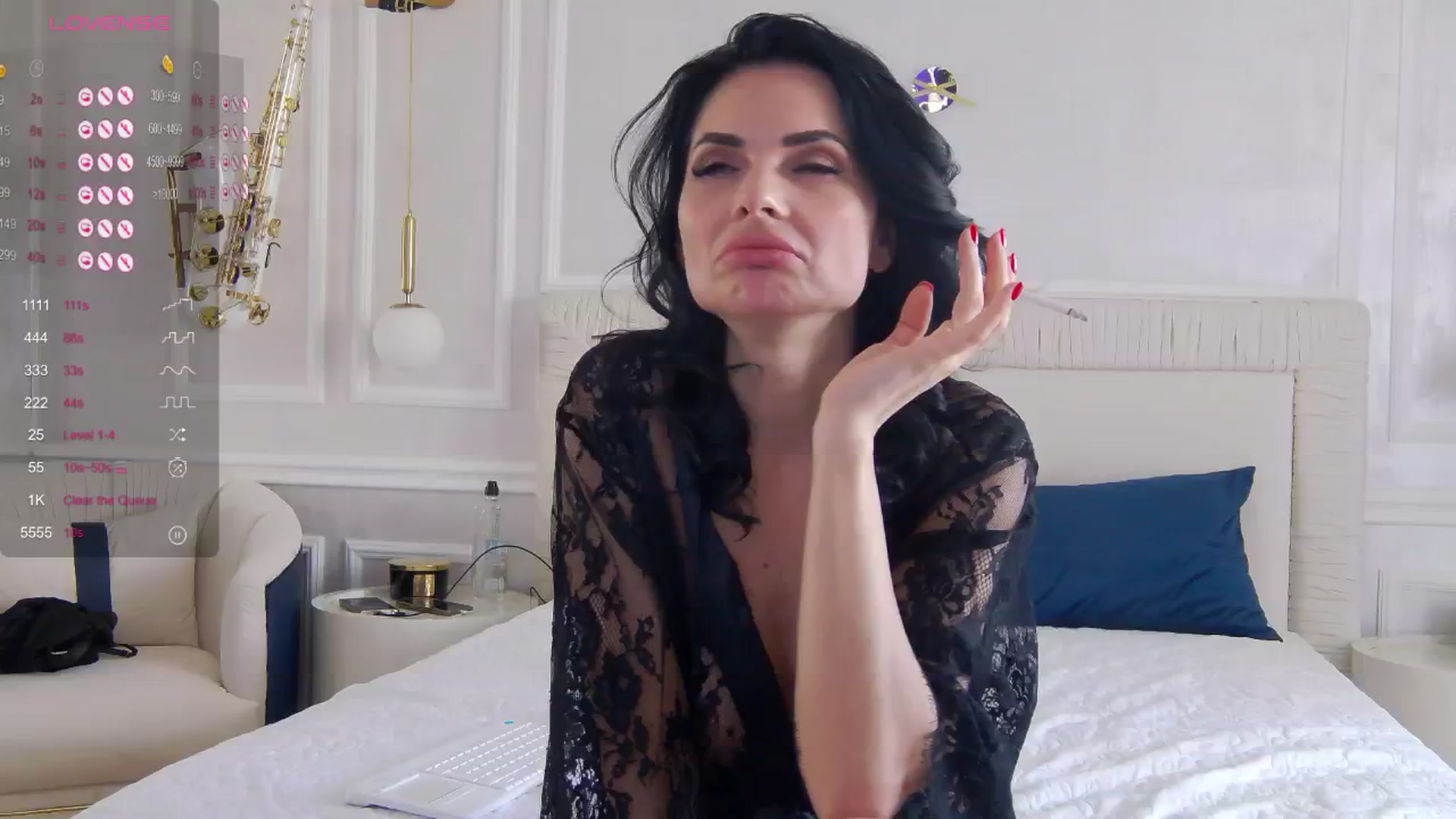 Gallery image thumbnail from Aryanna_Smile's myfreecams stream on, 04/20/2024, 07:25 image 8 of 20