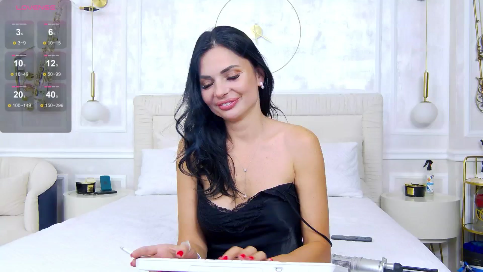 Gallery image thumbnail from Aryanna_Smile's myfreecams stream on, 06/24/2025, 01:51 image 1 of 20