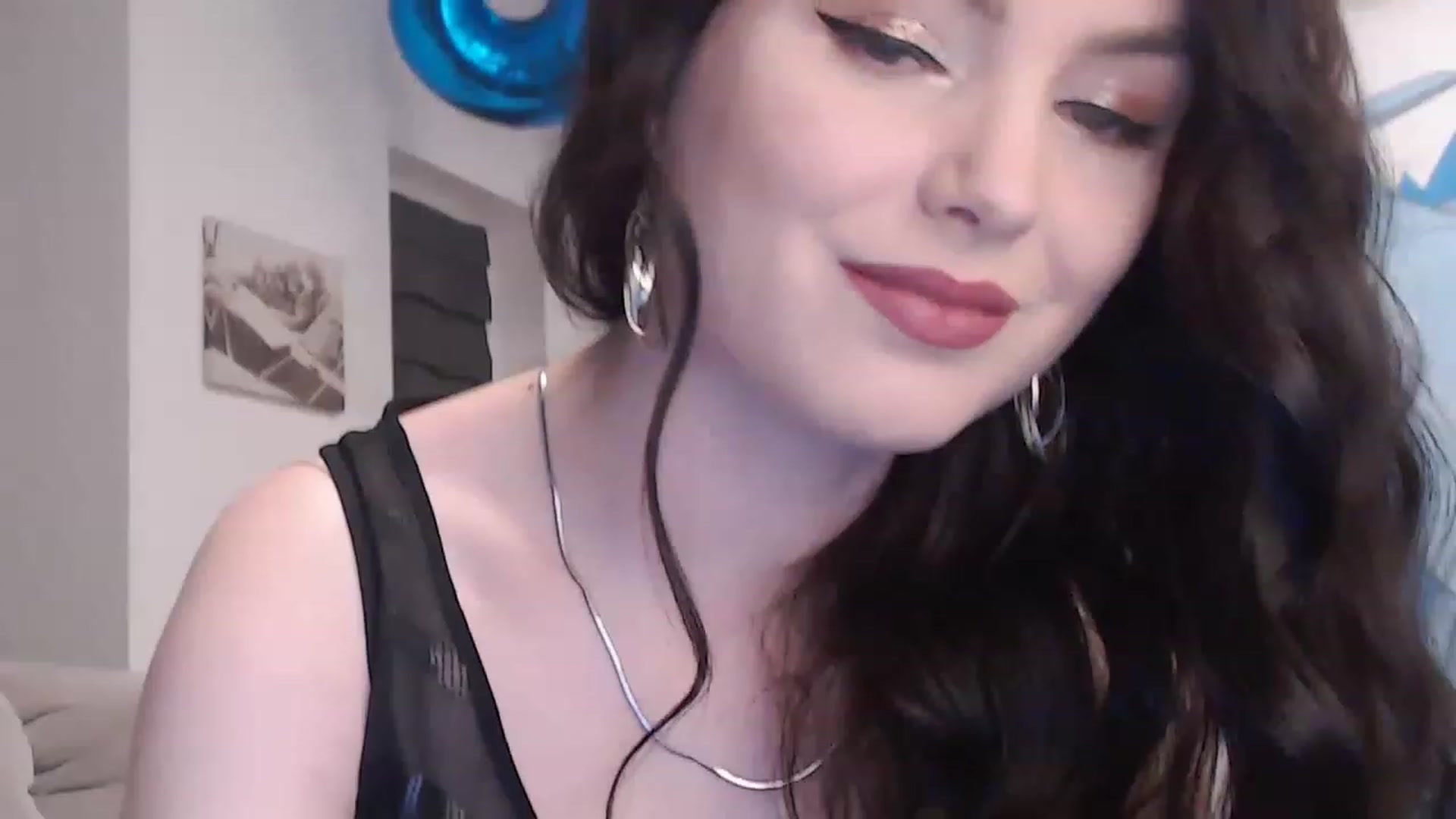 Gallery image thumbnail from Aryelle_'s myfreecams stream on, 12/01/2022, 23:24 image 3 of 20