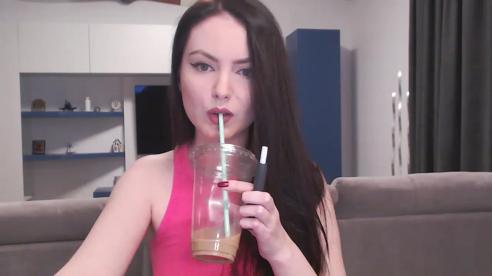 Gallery image thumbnail from Aryelle_'s myfreecams stream on, 12/11/2022, 24:05 image 1 of 20