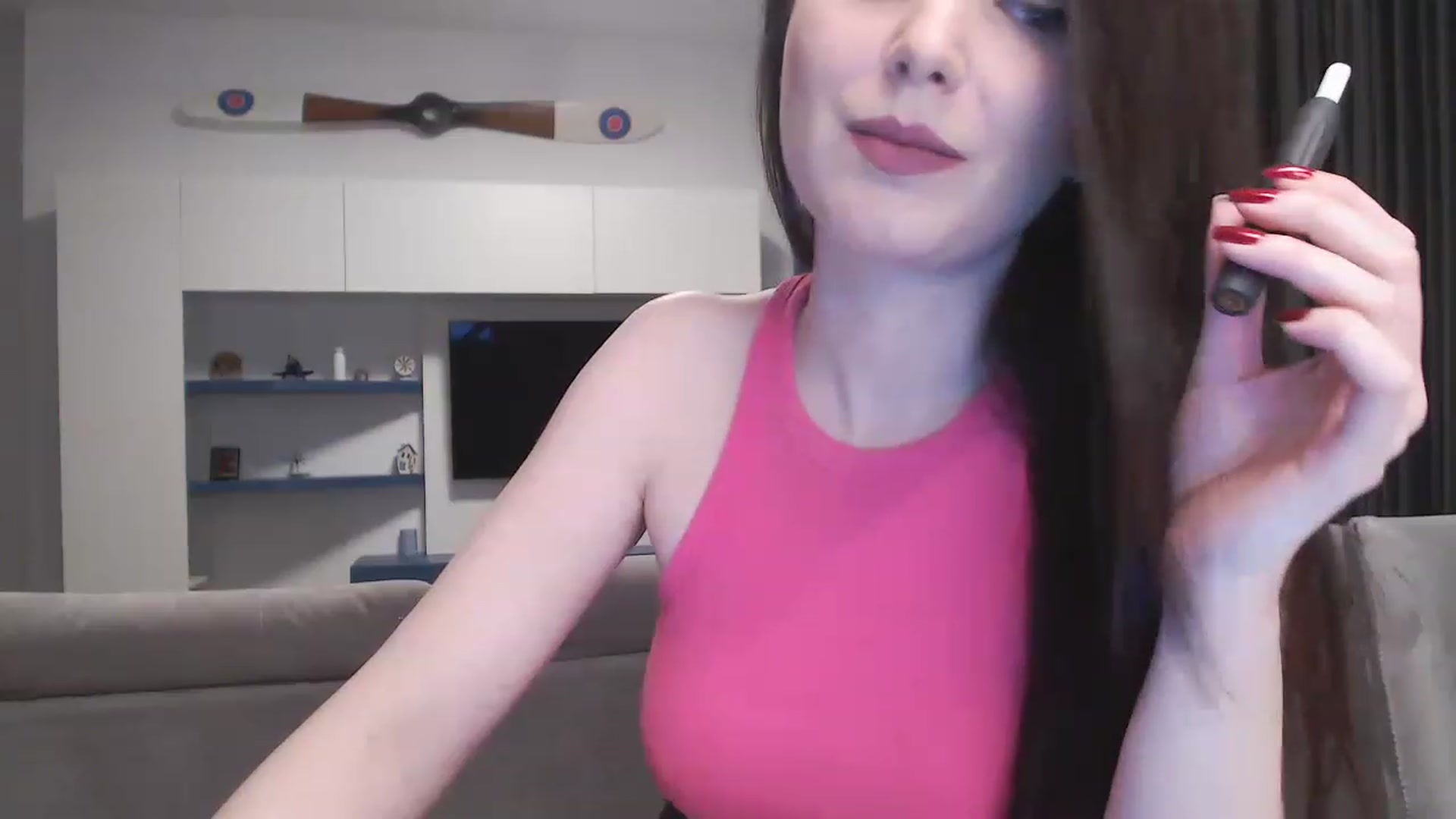 Gallery image thumbnail from Aryelle_'s myfreecams stream on, 12/11/2022, 24:05 image 15 of 20