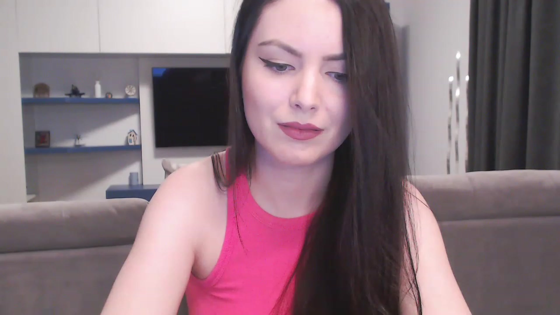 Gallery image thumbnail from Aryelle_'s myfreecams stream on, 12/11/2022, 24:05 image 4 of 20