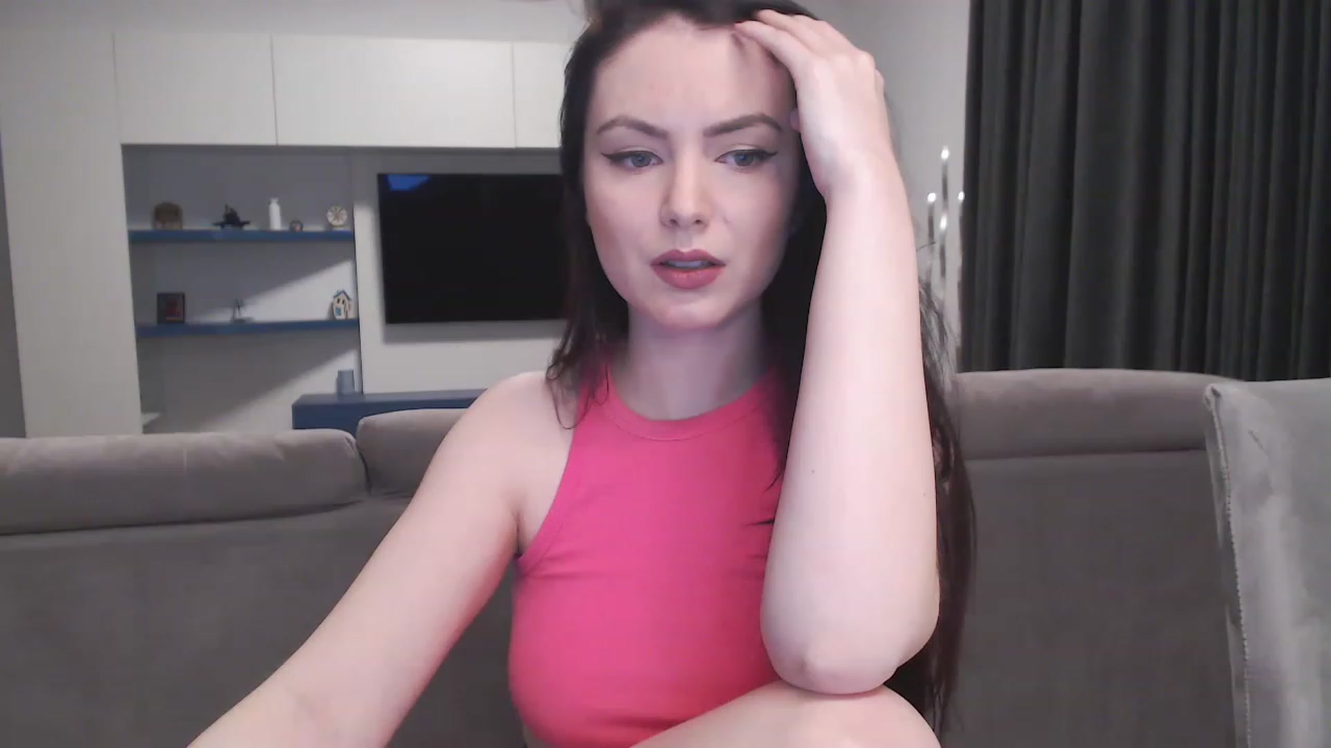 Gallery image thumbnail from Aryelle_'s myfreecams stream on, 12/11/2022, 02:41 image 3 of 20