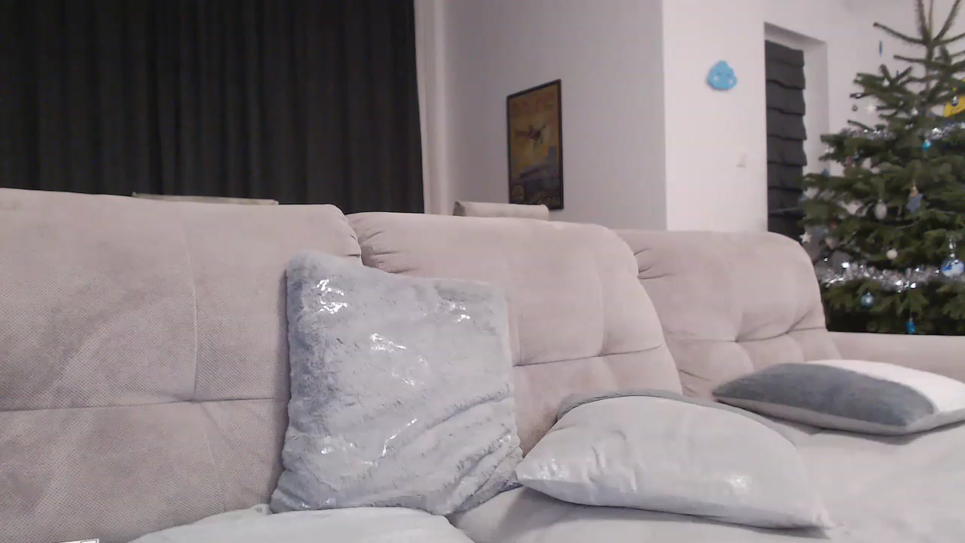 Gallery image thumbnail from Aryelle_'s myfreecams stream on, 12/27/2022, 24:02 image 4 of 20