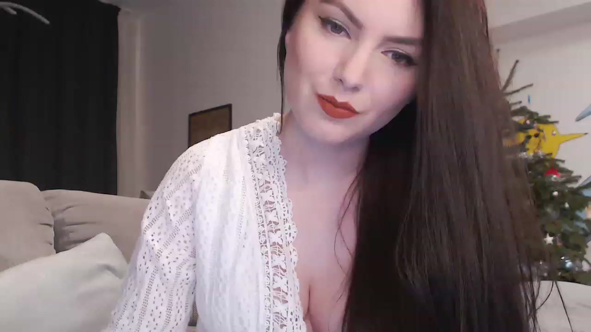 Gallery image thumbnail from Aryelle_'s myfreecams stream on, 12/30/2022, 24:10 image 15 of 20