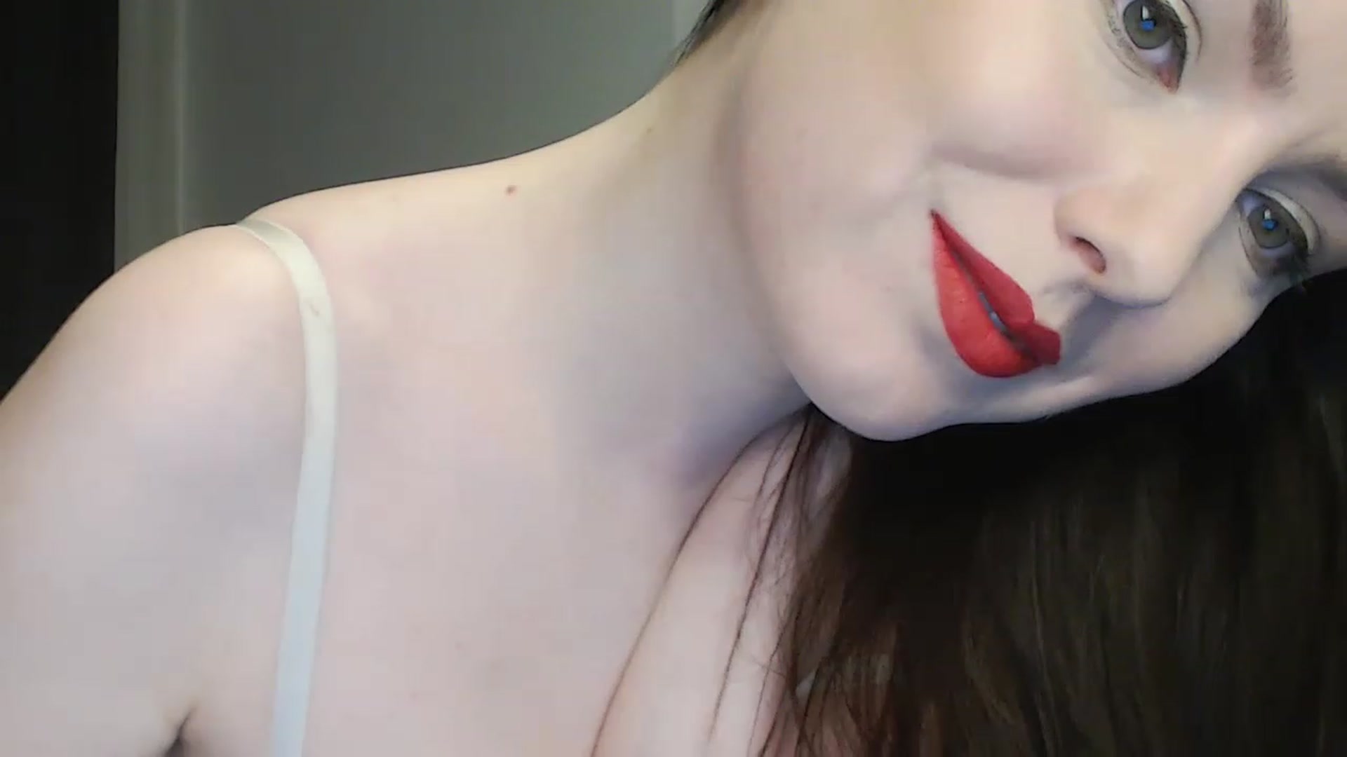Gallery image thumbnail from Aryelle_'s myfreecams stream on, 01/01/2023, 02:45 image 4 of 20