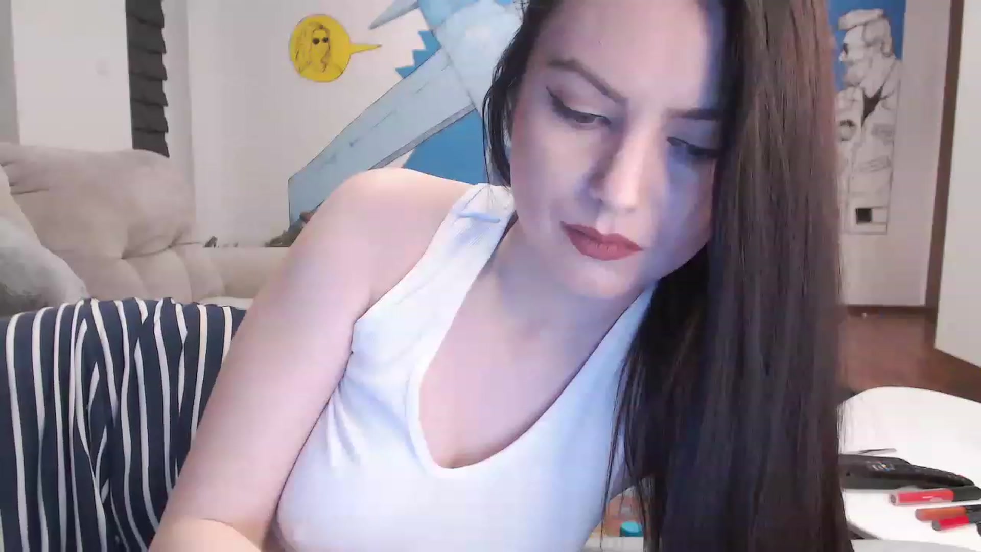 Gallery image thumbnail from Aryelle_'s myfreecams stream on, 01/10/2023, 24:33 image 2 of 20