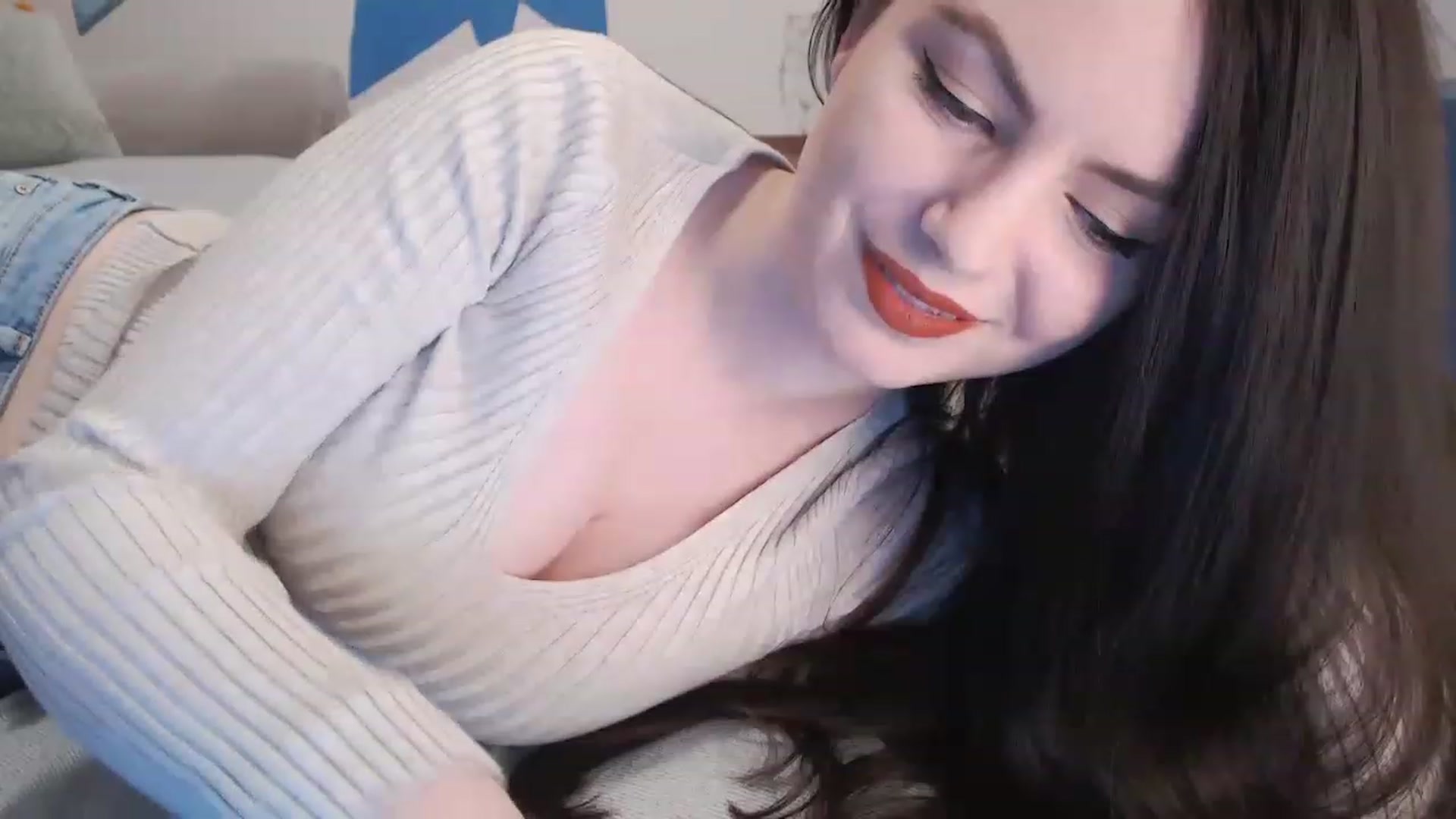 Gallery image thumbnail from Aryelle_'s myfreecams stream on, 02/12/2023, 22:17 image 6 of 20