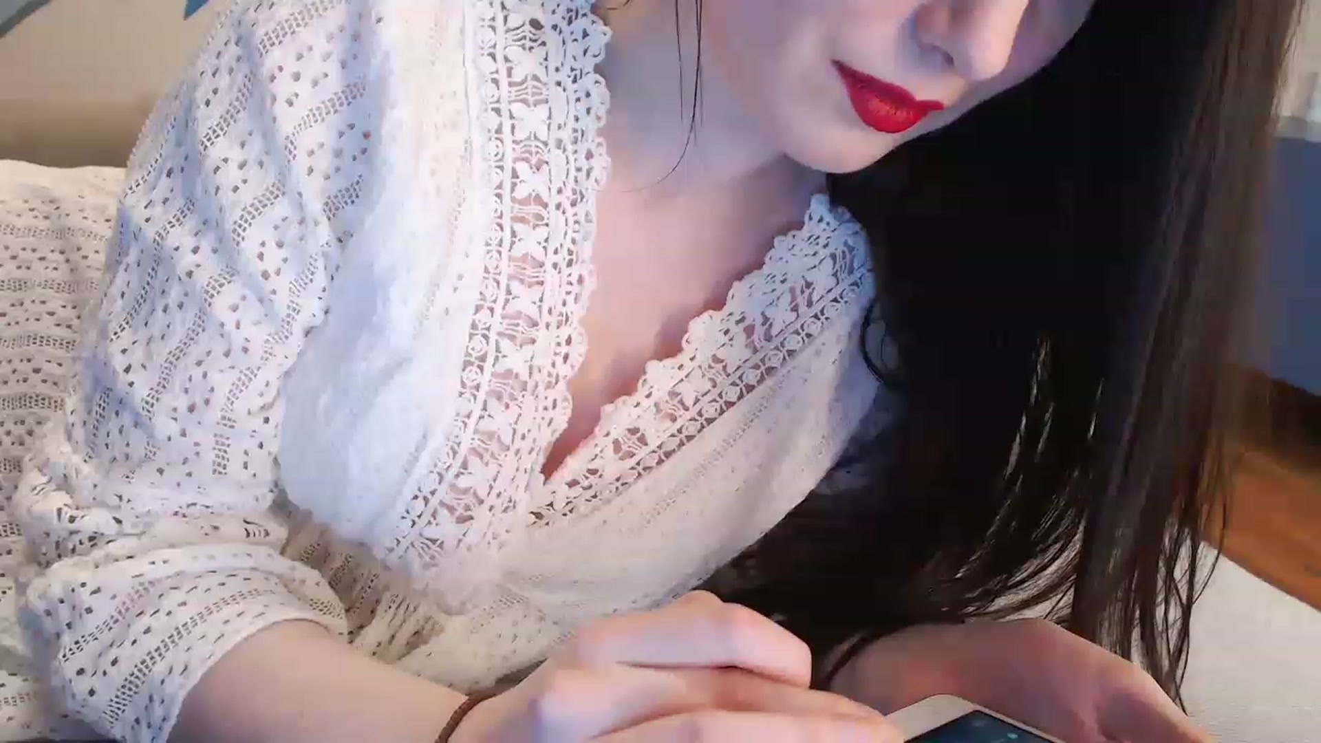 Gallery image thumbnail from Aryelle_'s myfreecams stream on, 03/06/2023, 24:52 image 6 of 20