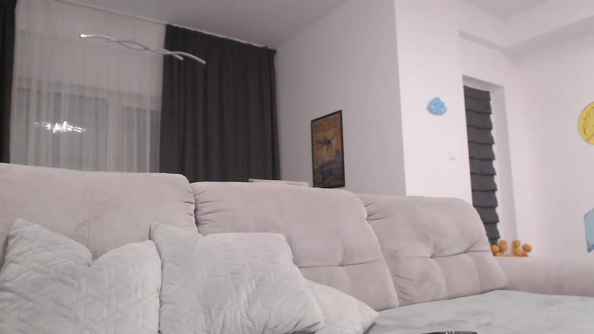 Gallery image thumbnail from Aryelle_'s myfreecams stream on, 03/31/2023, 24:06 image 12 of 20