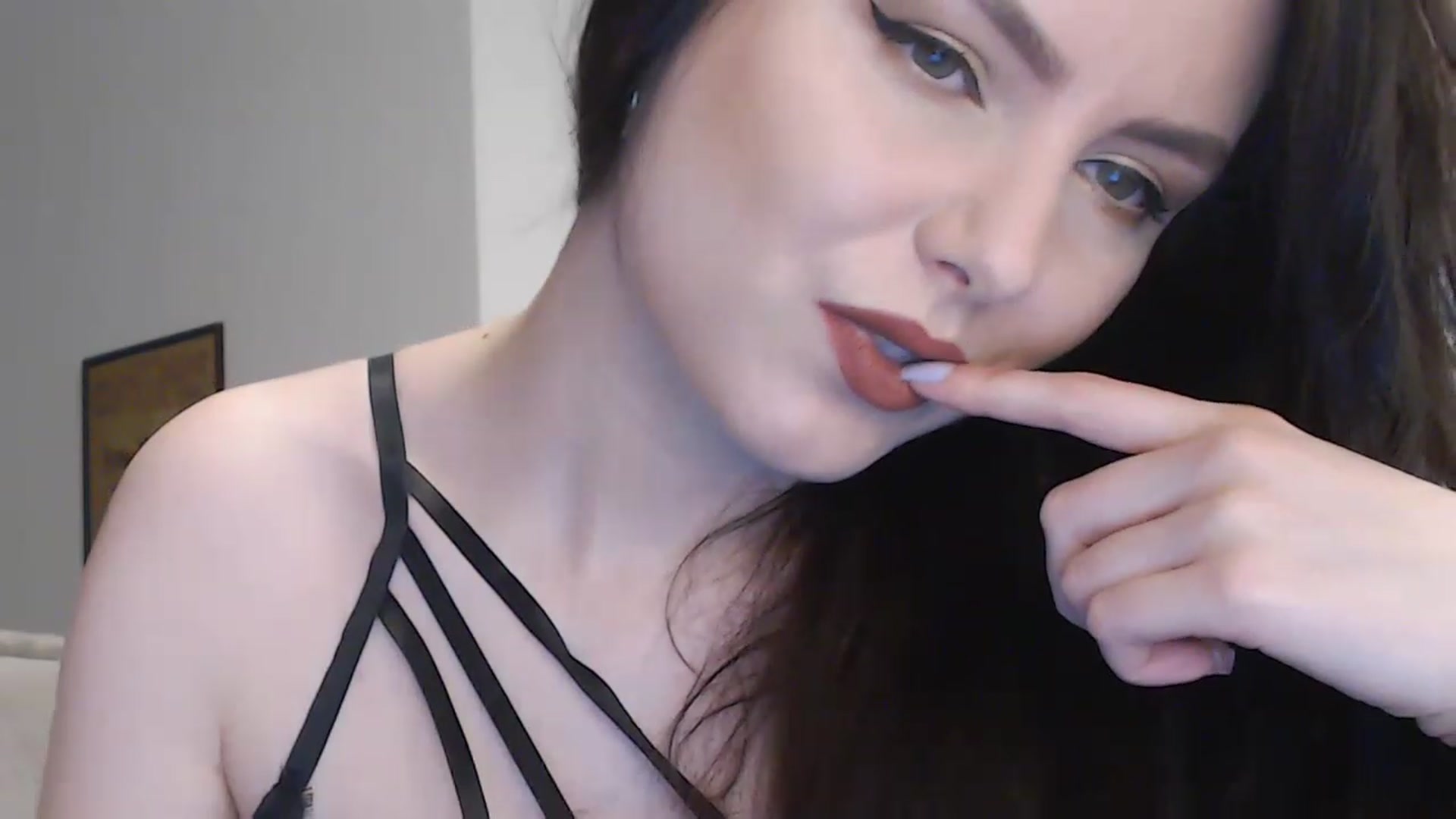 Gallery image thumbnail from Aryelle_'s myfreecams stream on, 05/05/2023, 01:41 image 17 of 20