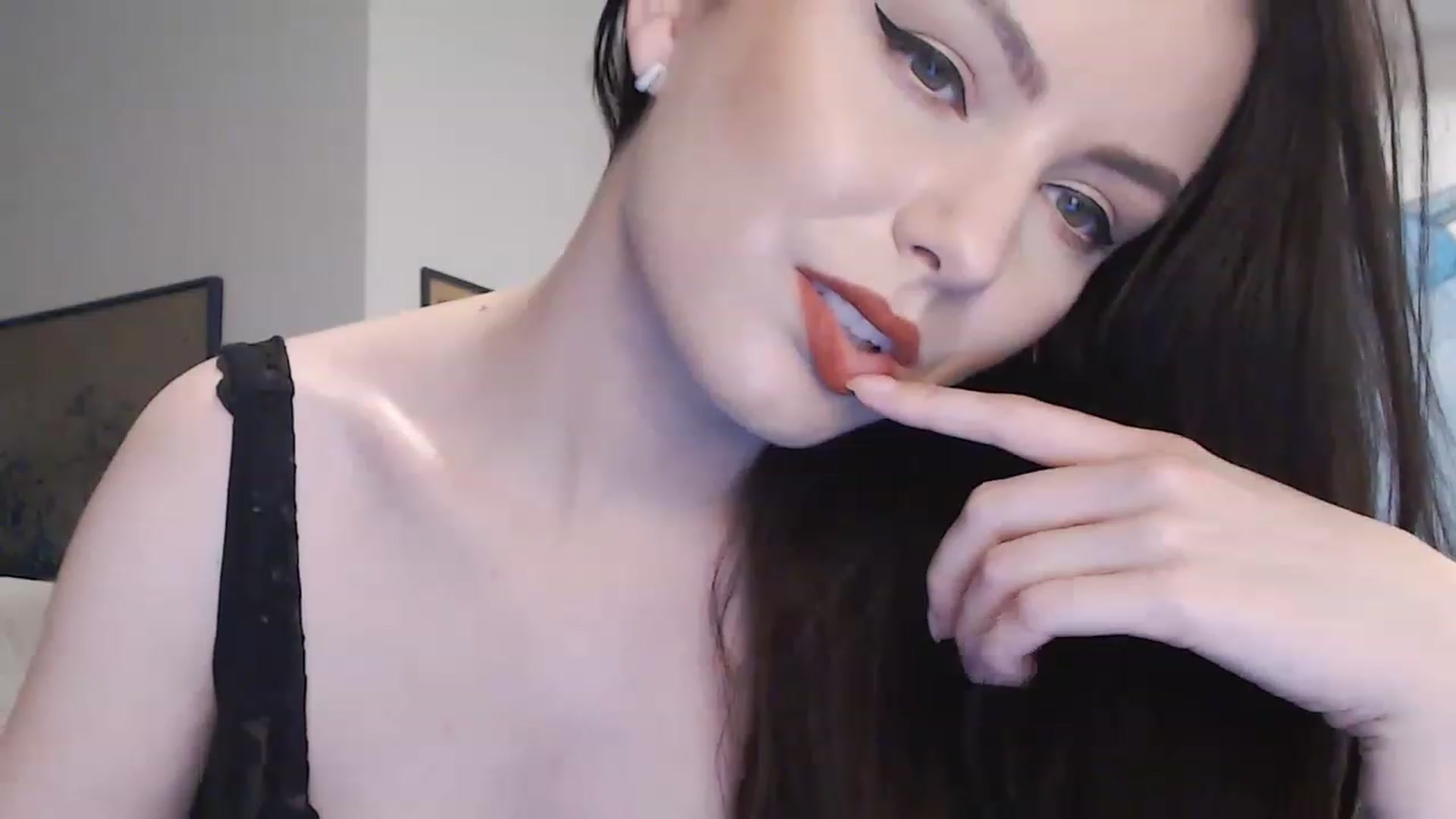 Gallery image thumbnail from Aryelle_'s myfreecams stream on, 07/26/2023, 22:47 image 15 of 20