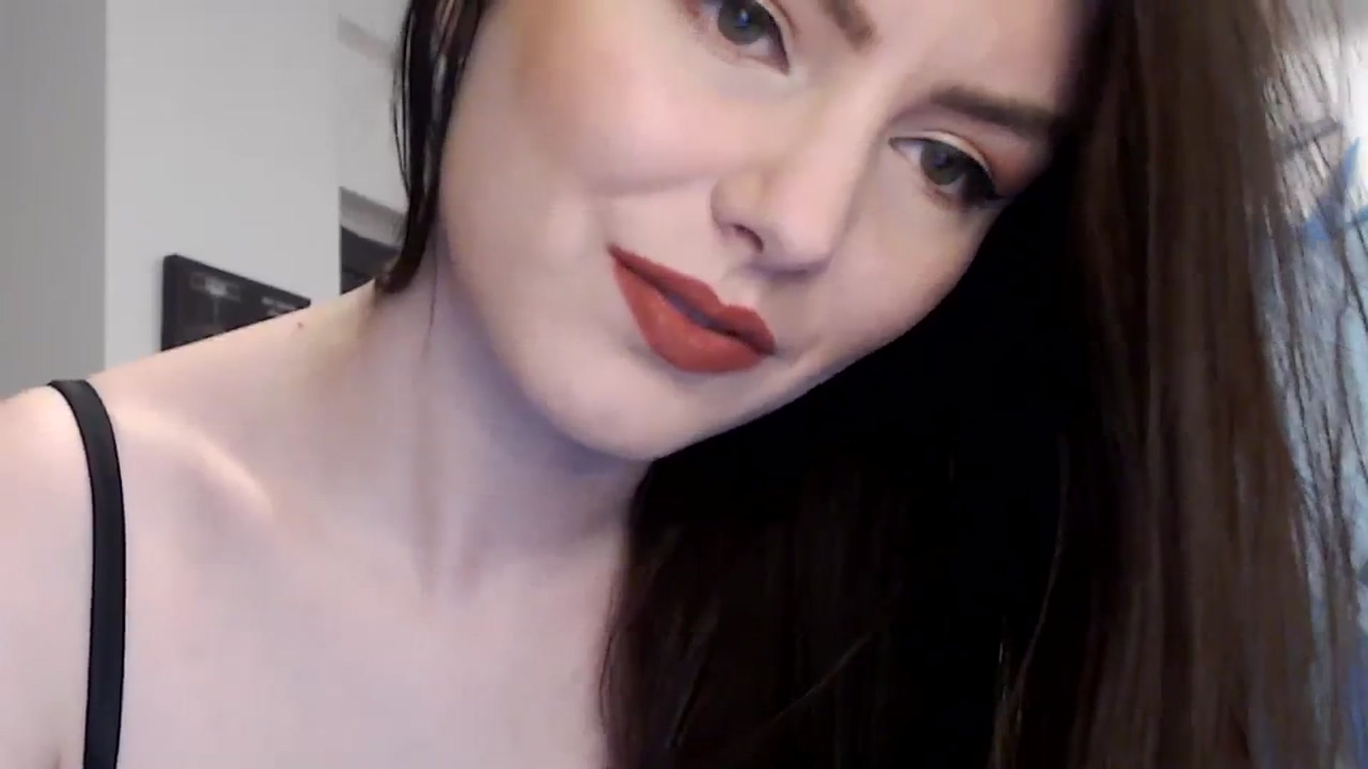 Gallery image thumbnail from Aryelle_'s myfreecams stream on, 10/29/2023, 20:12 image 3 of 20