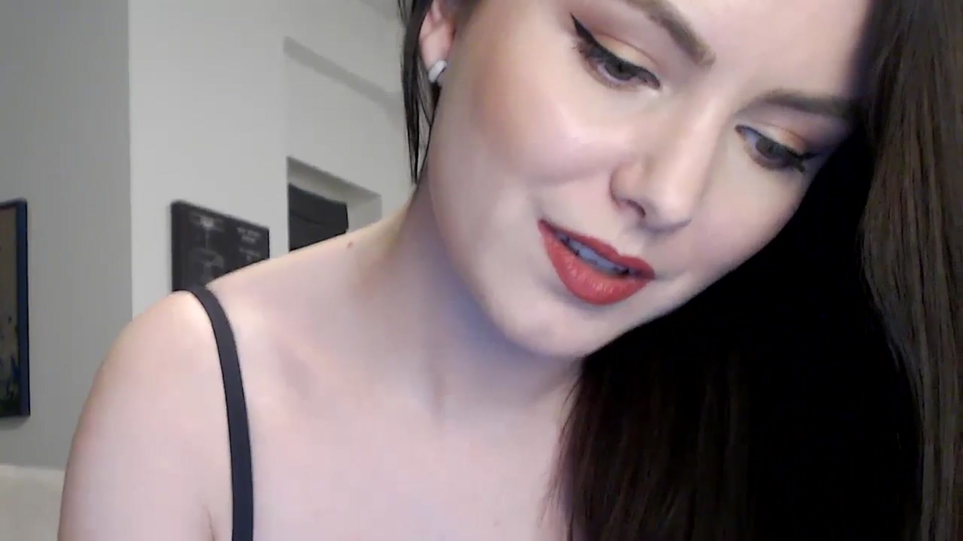 Gallery image thumbnail from Aryelle_'s myfreecams stream on, 12/30/2023, 23:54 image 14 of 20