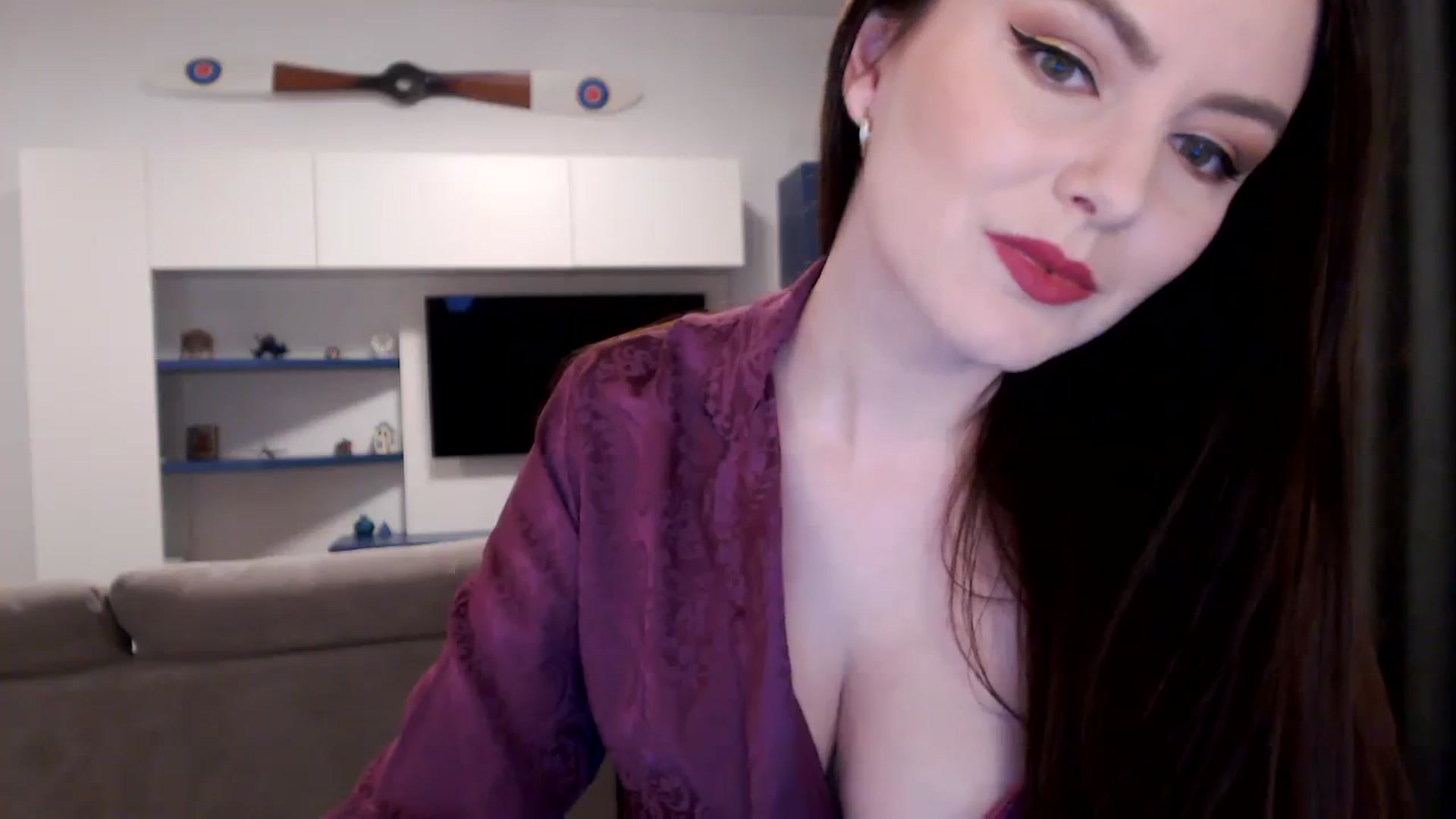 Gallery image thumbnail from Aryelle_'s myfreecams stream on, 03/23/2024, 23:58 image 10 of 20