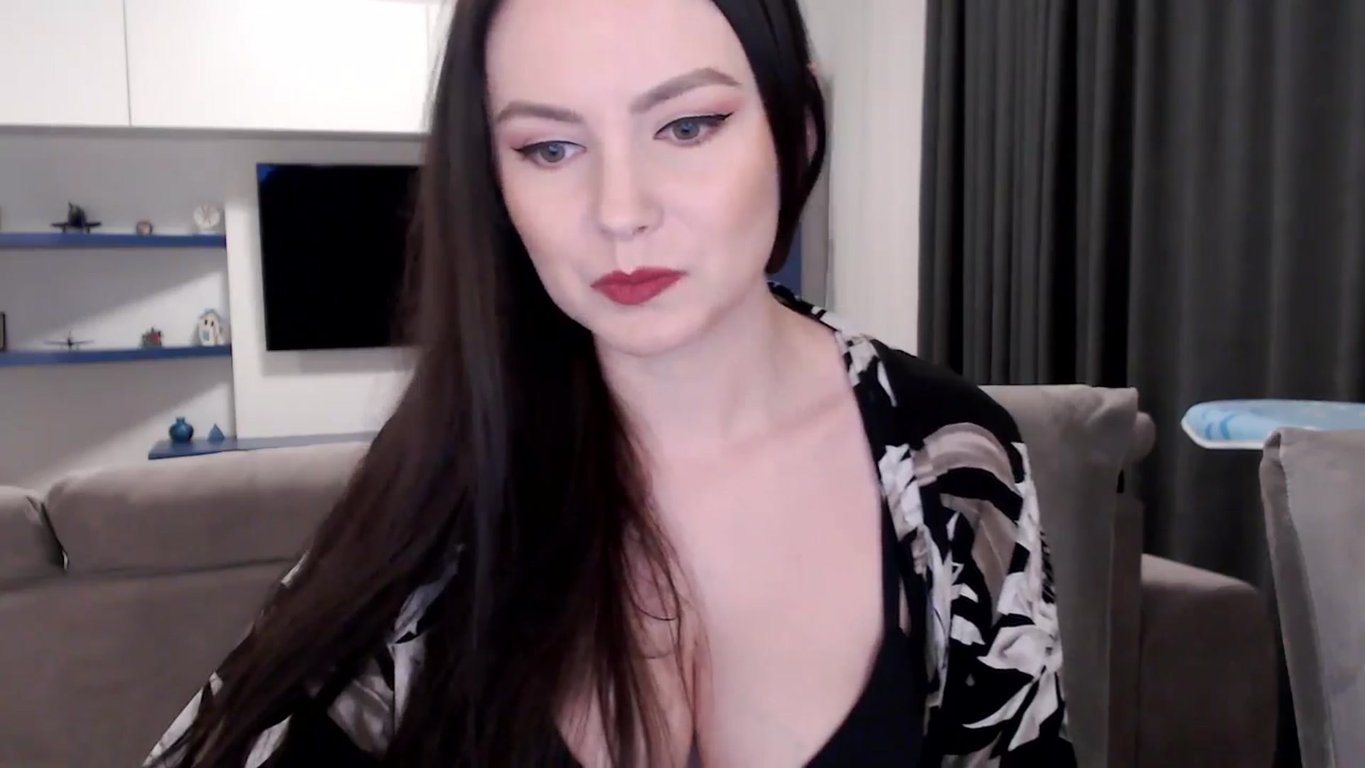Gallery image thumbnail from Aryelle_'s myfreecams stream on, 05/17/2024, 22:35 image 4 of 20
