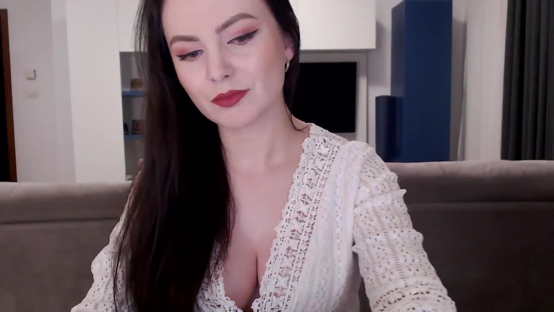 Gallery image thumbnail from Aryelle_'s myfreecams stream on, 05/21/2024, 21:19 image 2 of 20
