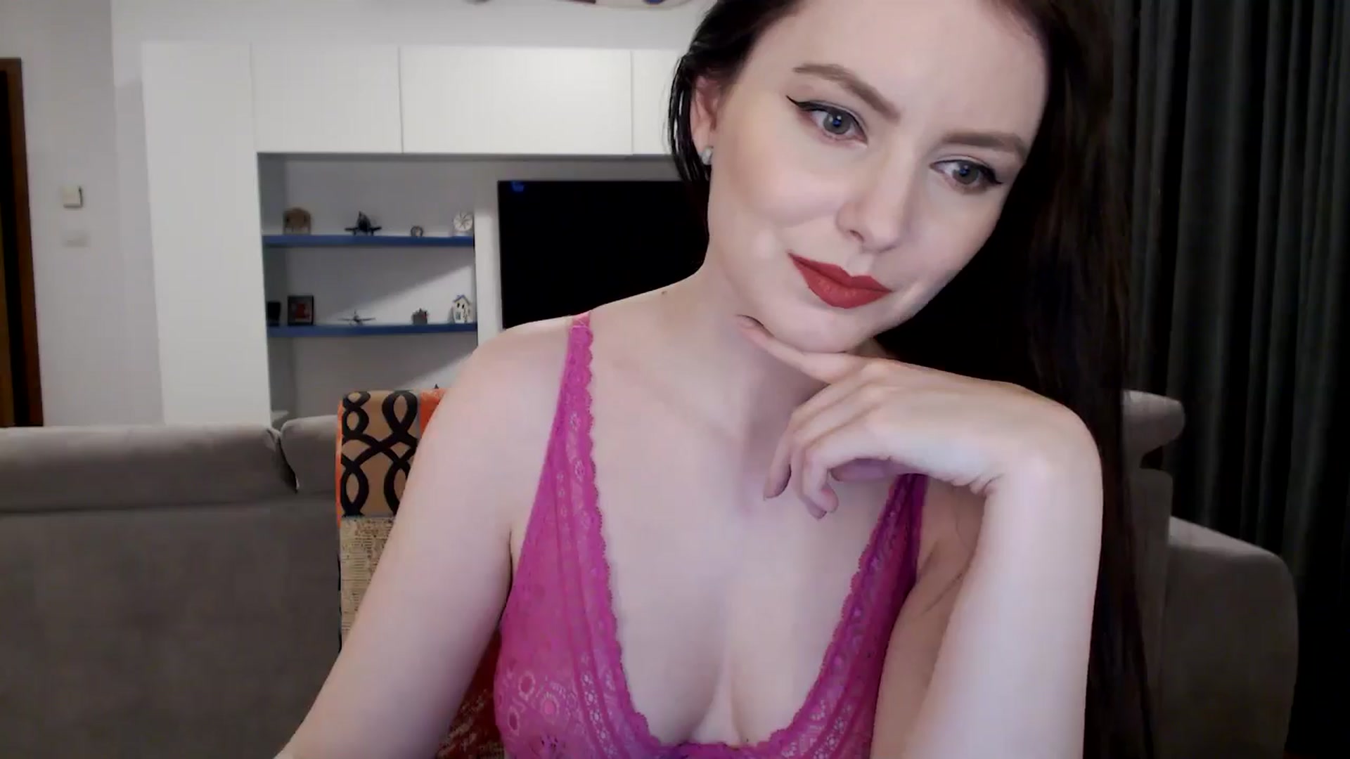 Gallery image thumbnail from Aryelle_'s myfreecams stream on, 06/10/2024, 20:28 image 8 of 20