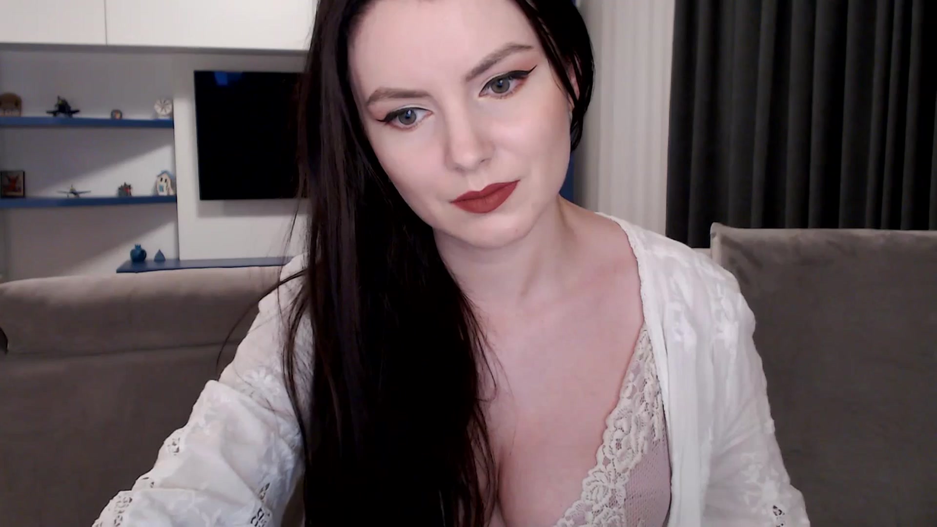 Gallery image thumbnail from Aryelle_'s myfreecams stream on, 07/09/2024, 24:12 image 2 of 20